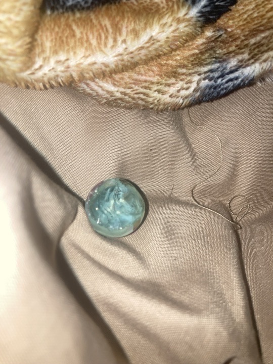 Blue Moonie by Akro Agate, identification view