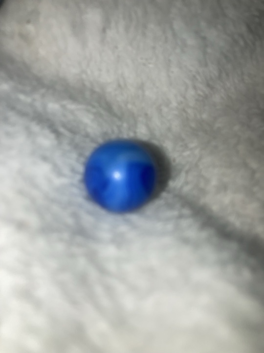 Blue Patch / Blue Onyx Swirl by Vitro Agate, identification view