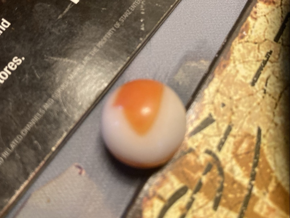 Egg Yolk Orange and White Patch by Akro Agate Company, identification view