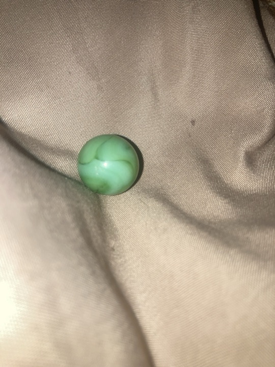 Mint Opaque Swirl by Vitro Agate, identification view