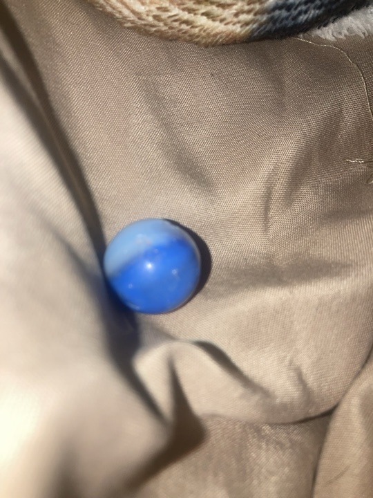 Blue and White Patch by Akro Agate, identification view