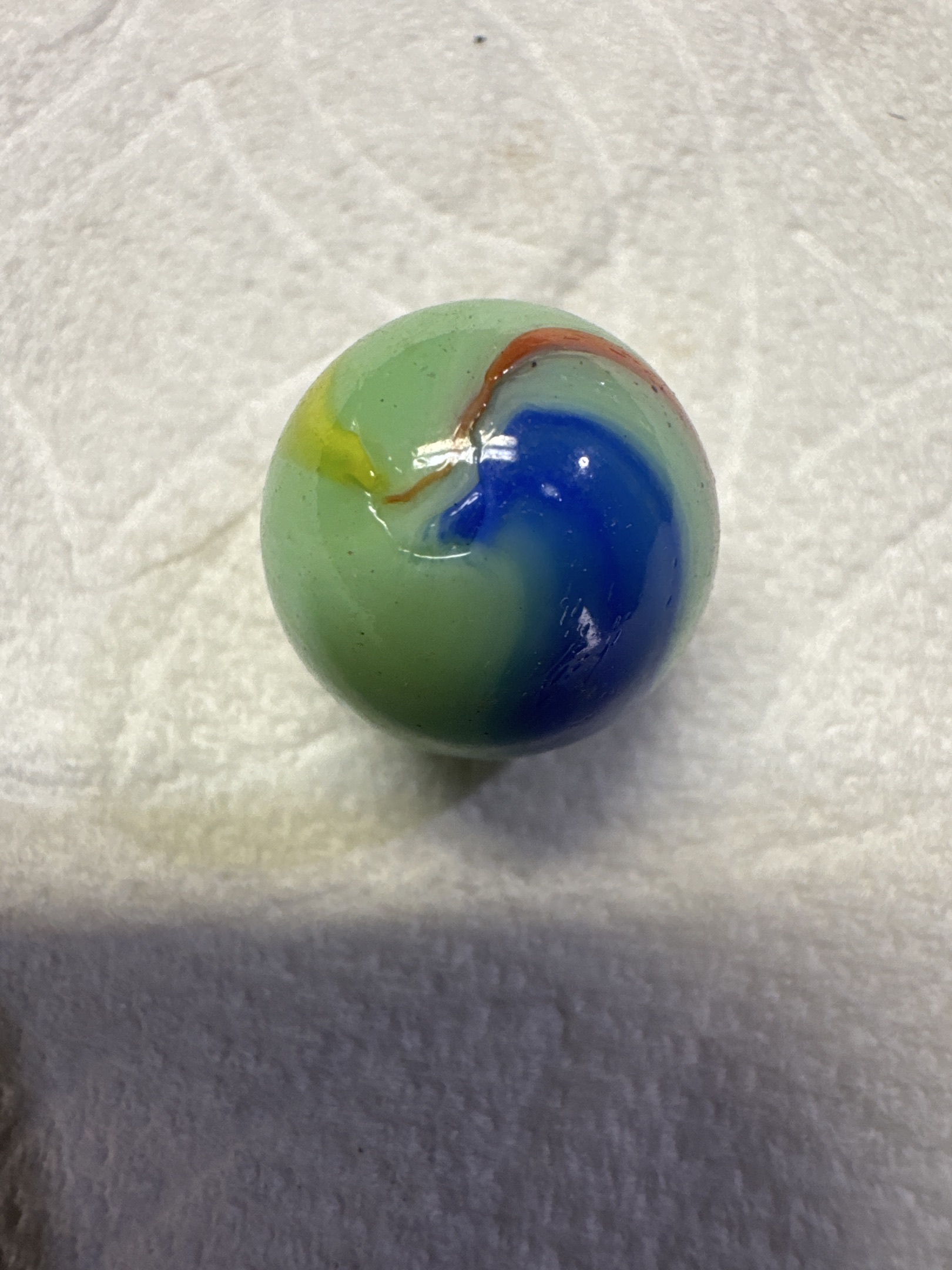 Special by Akro Agate, identification view
