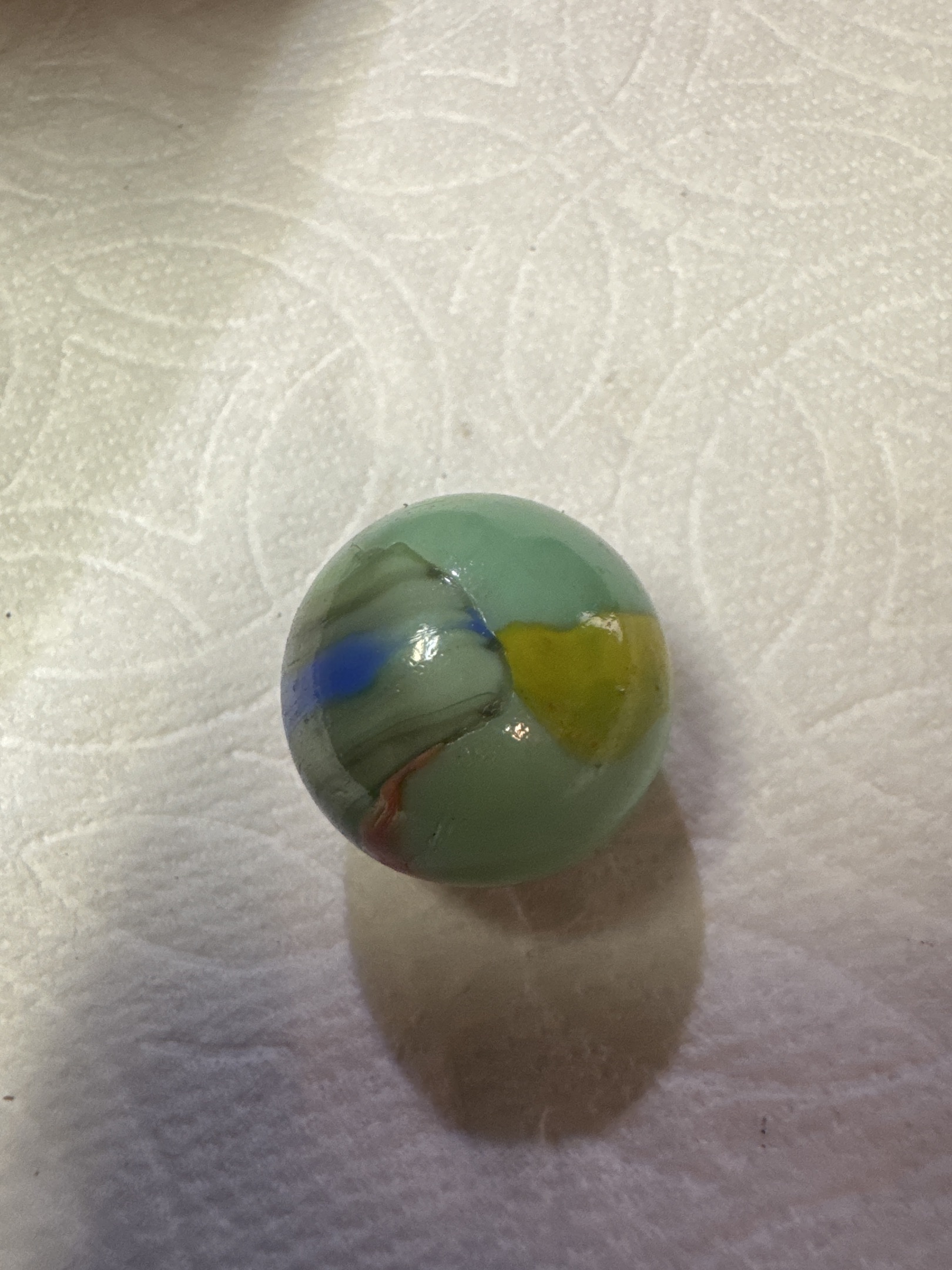 Parrot by Vitro Agate, identification view