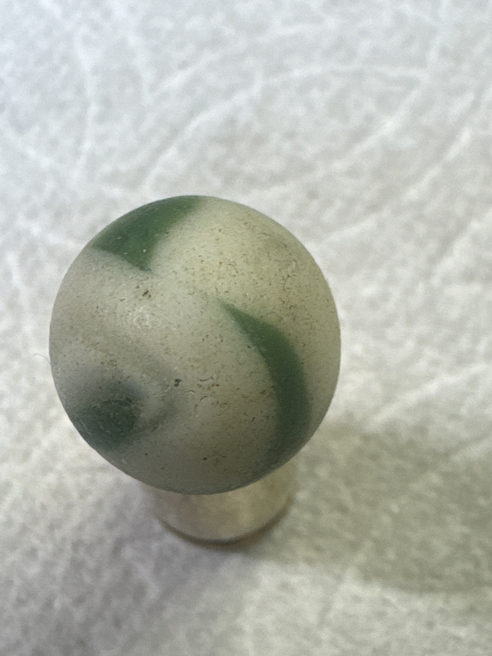 Green and White Patch by Akro Agate, identification view
