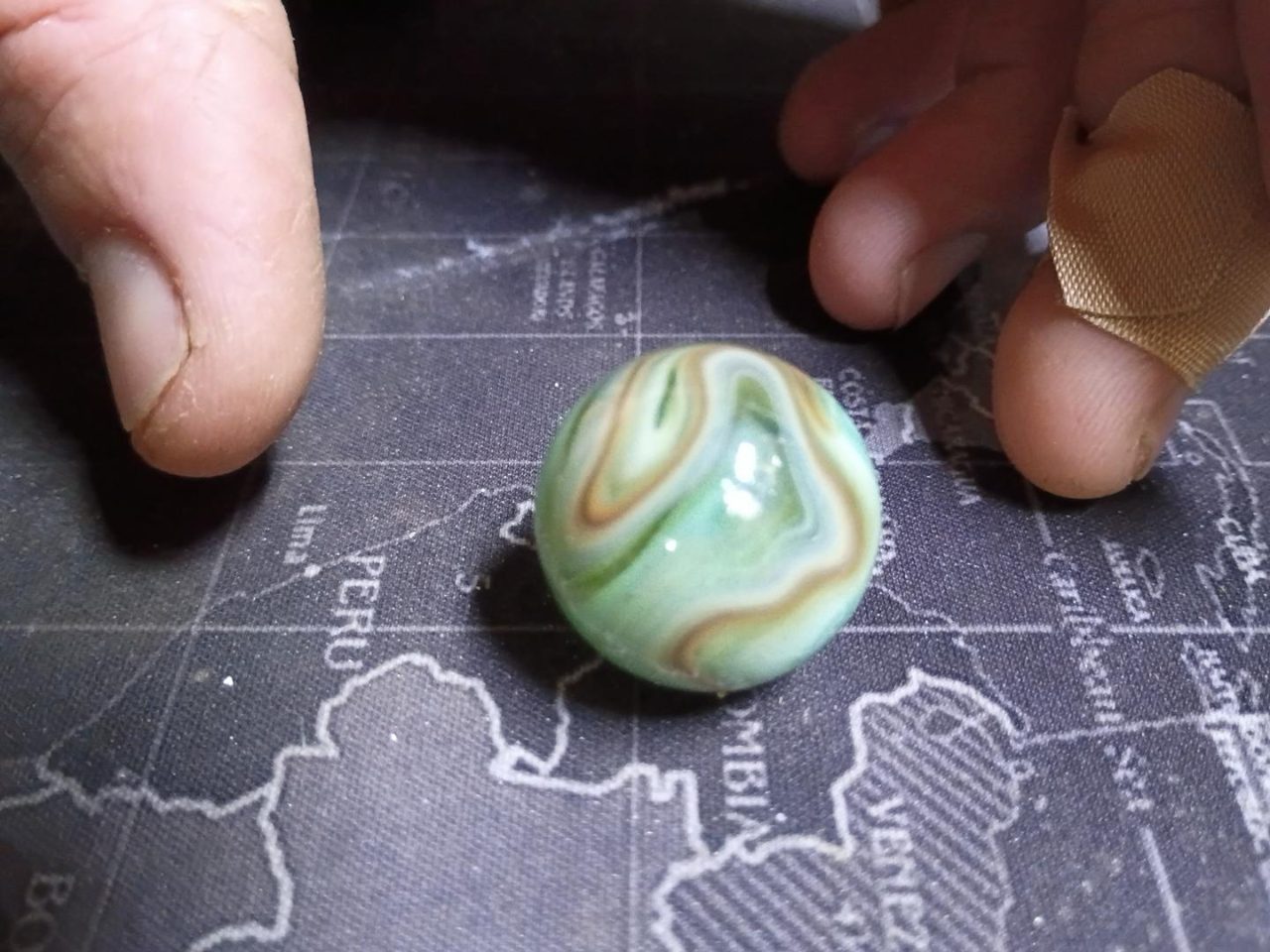 Green Onyx by Akro Agate, identification view