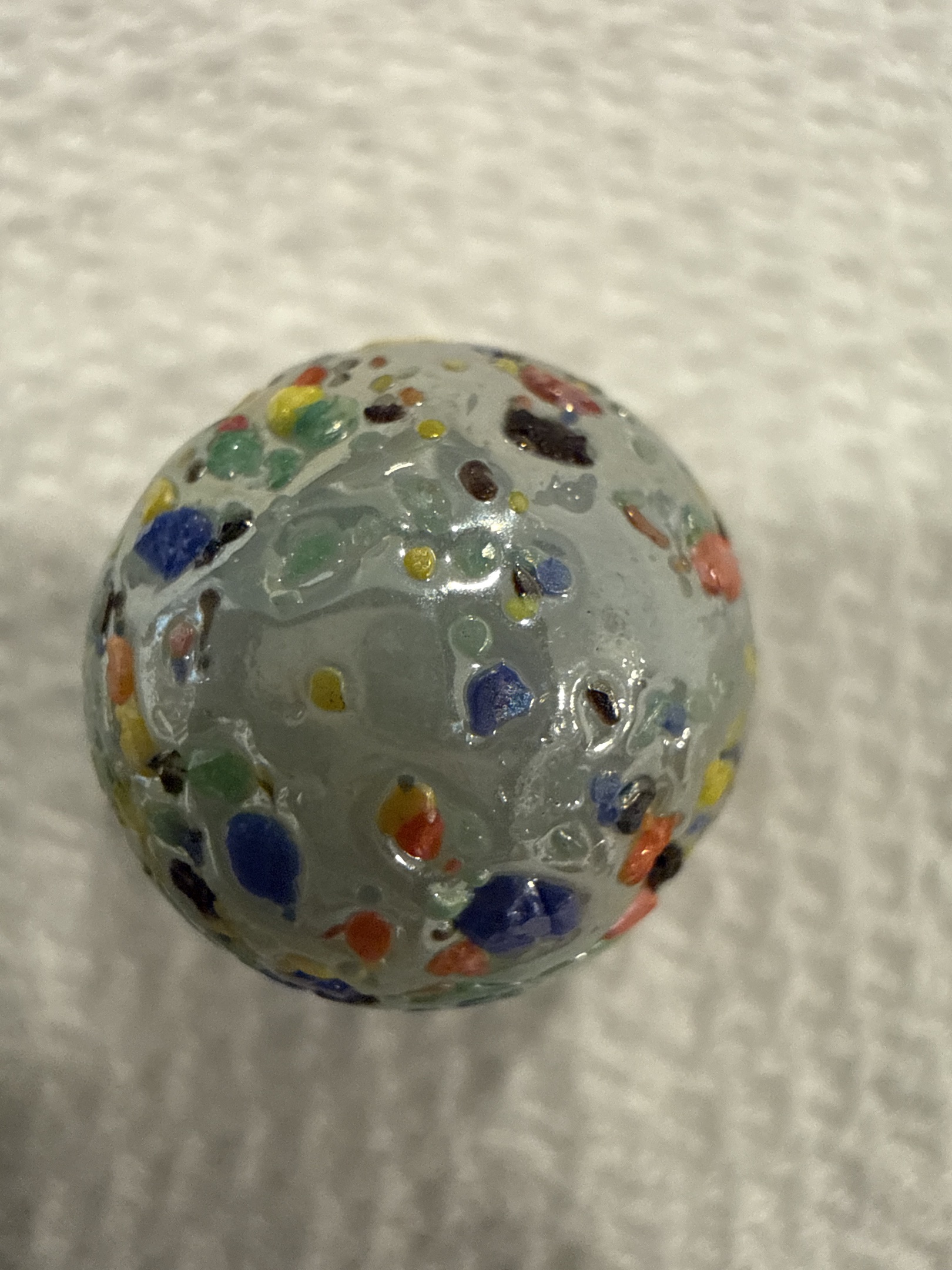 Confetti - White Base Multicolor by Vitro Agate, identification view
