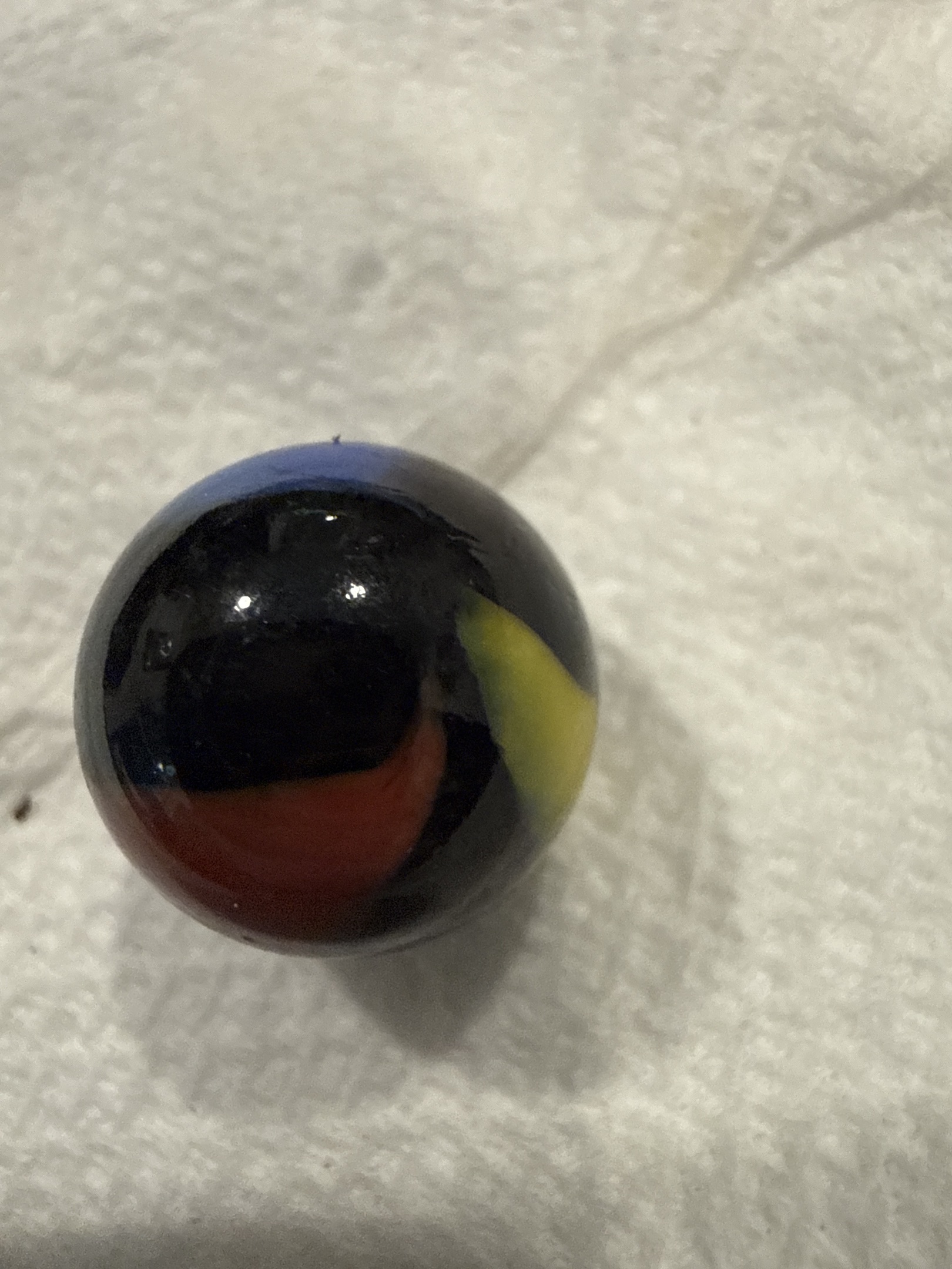 Black Three-Color Patch by Akro Agate, identification view
