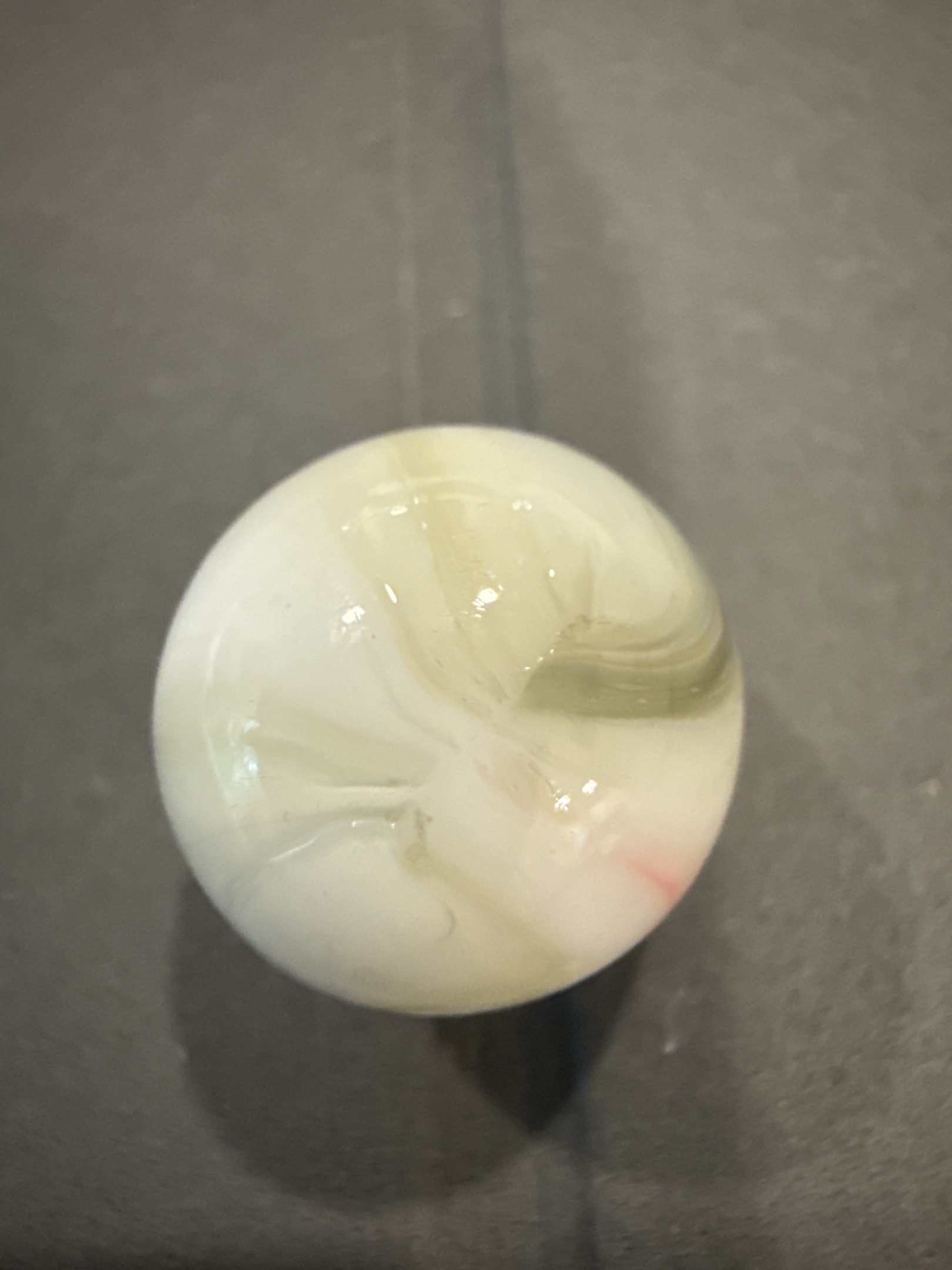 White Opaque Corkscrew / White Special by Akro Agate, identification view