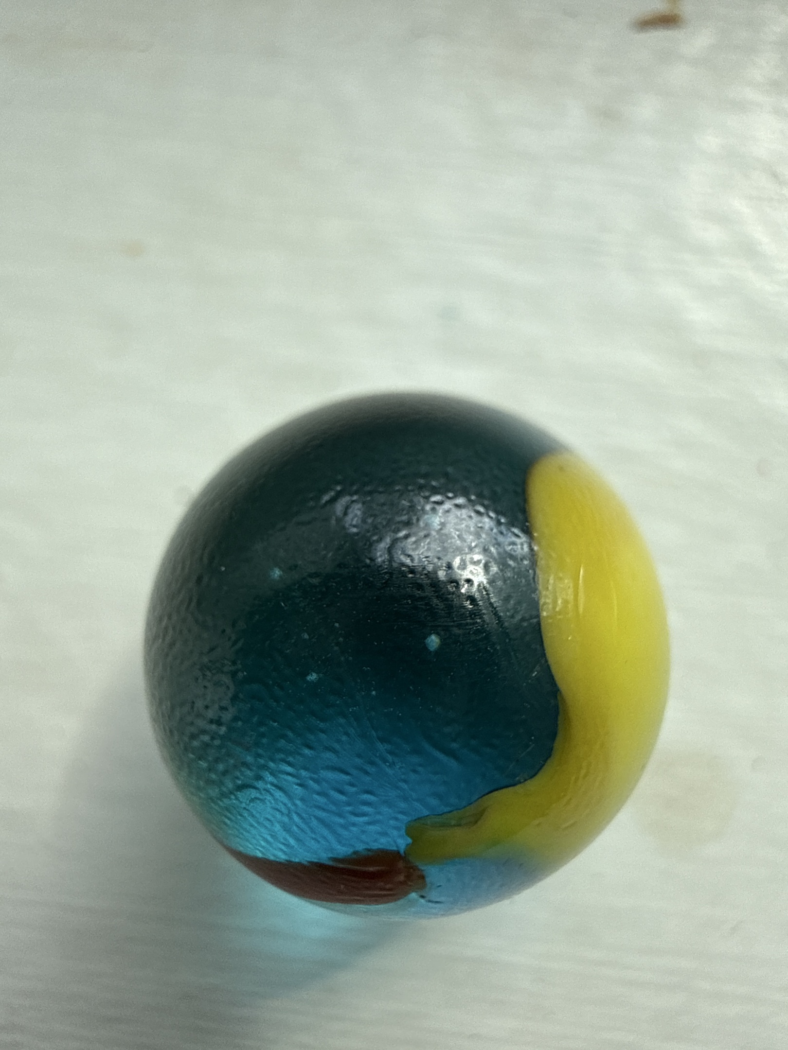 Superman by Akro Agate, identification view