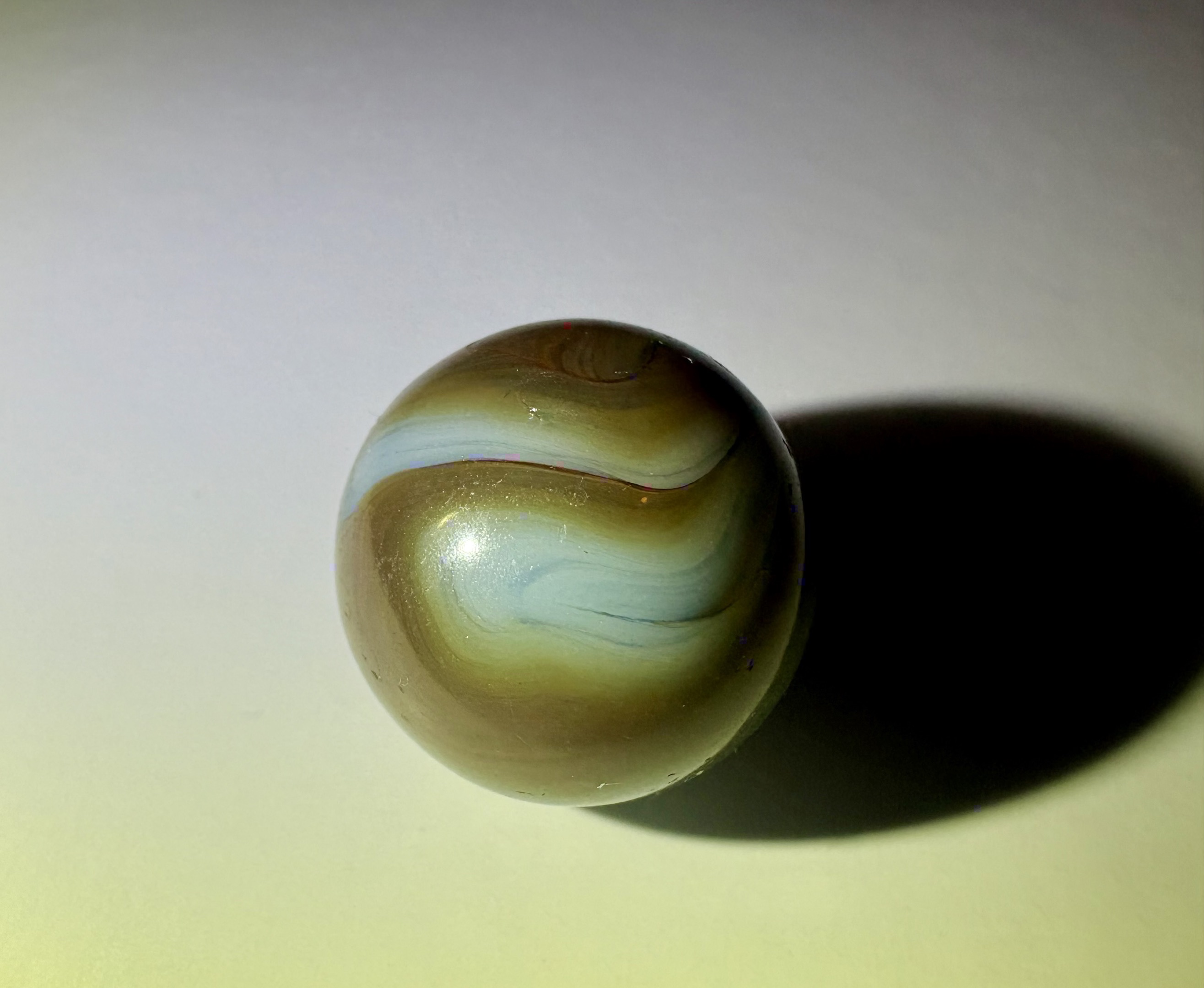 Blue and Brown Slag by Akro Agate, identification view