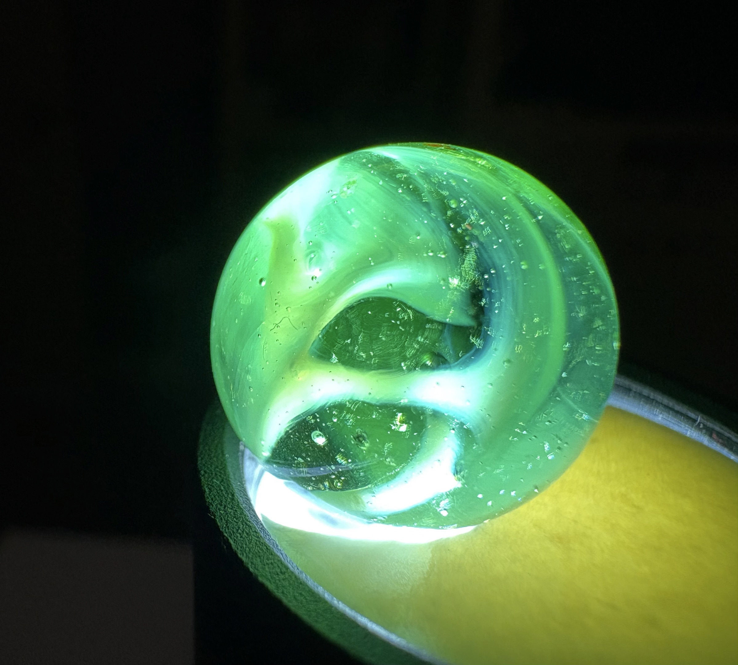 Green and White Swirl by Alley Agate, identification view