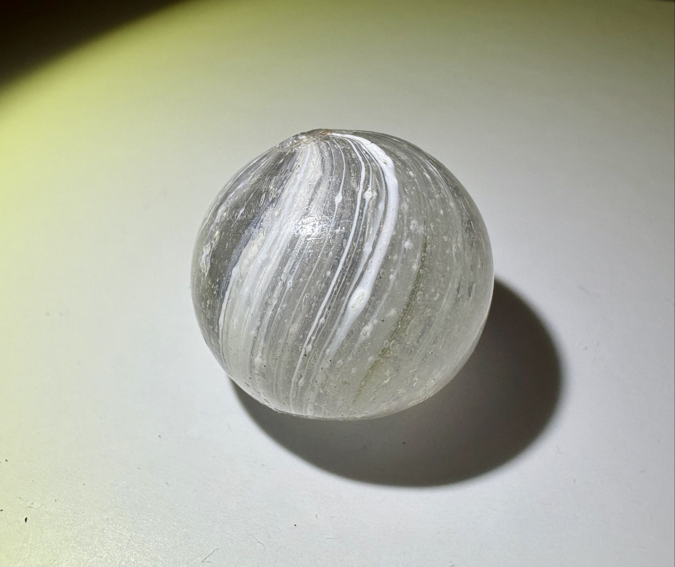 German Handmade White Banded Swirl by German Glass Masters, identification view