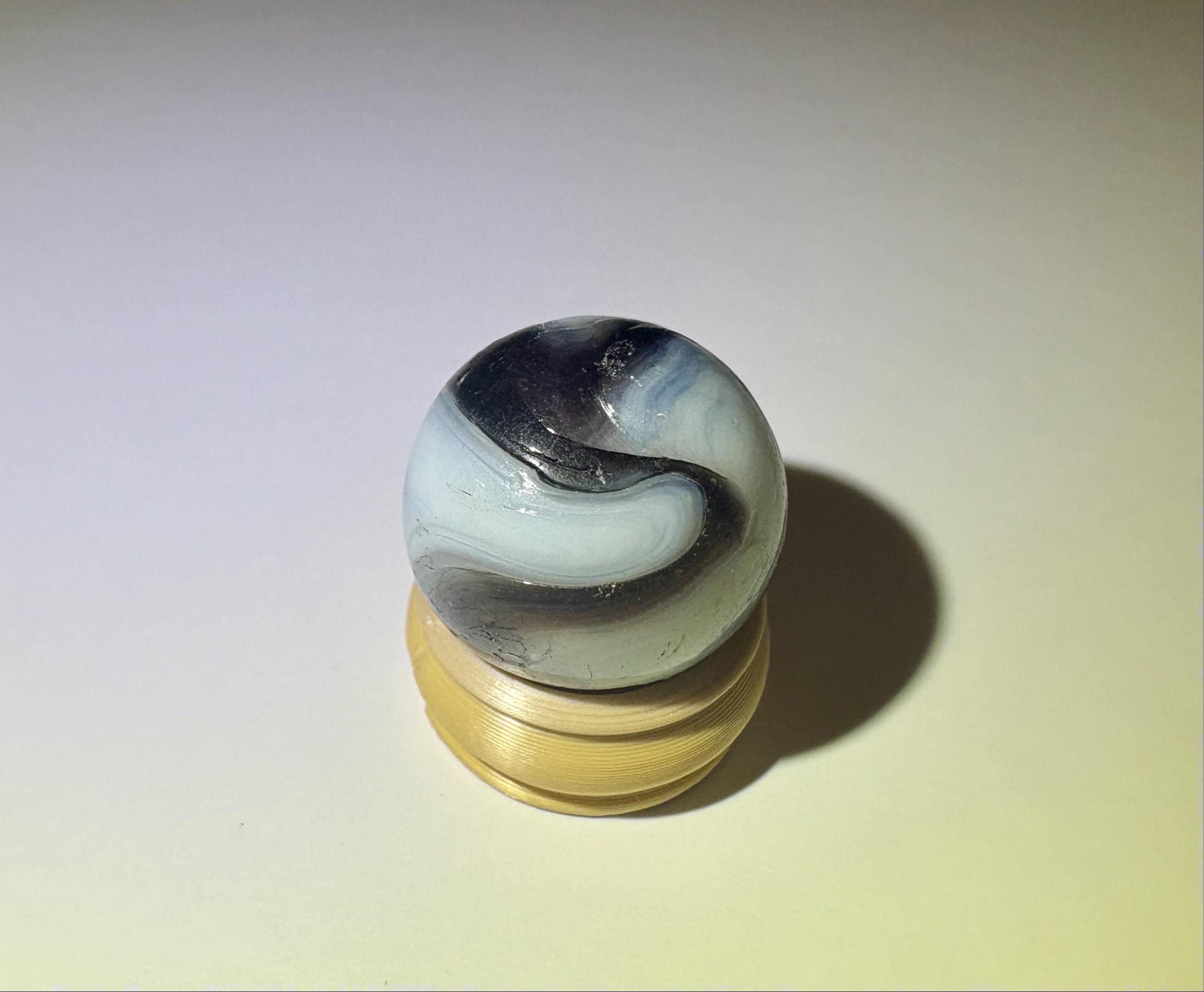Purple on Blue/White by Alley Agate, identification view