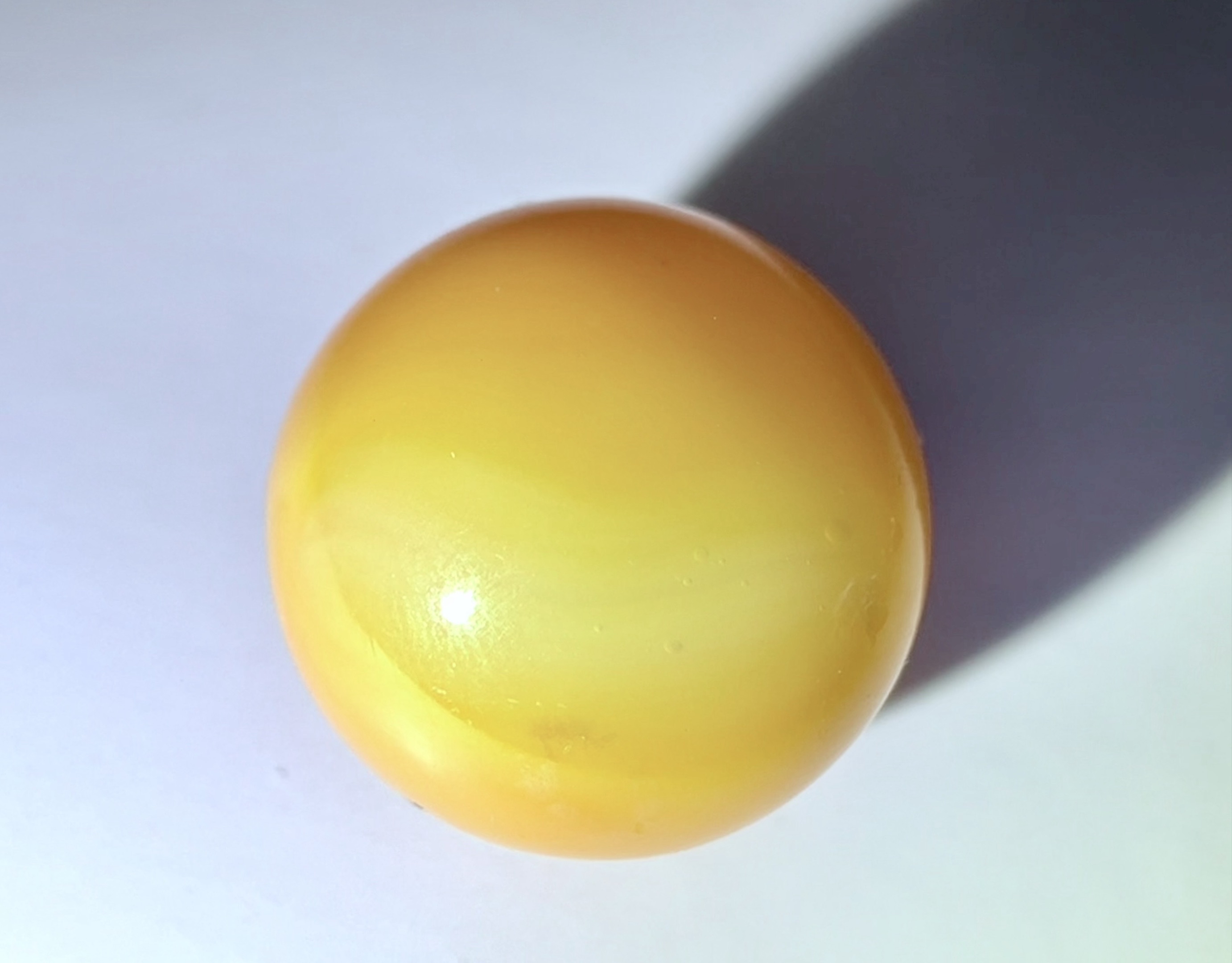 Yellow and Red Patch by Akro Agate Company, identification view