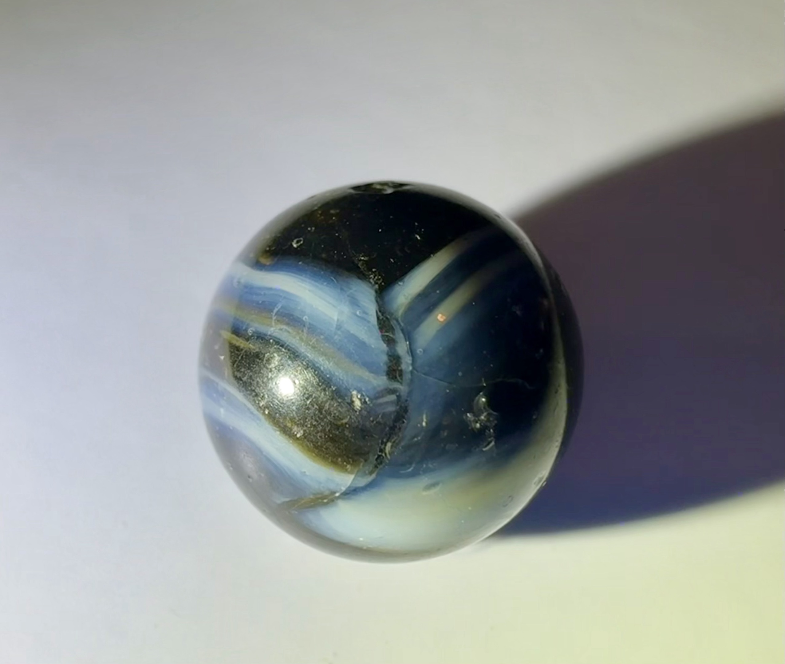 Prize Name by Akro Agate, identification view