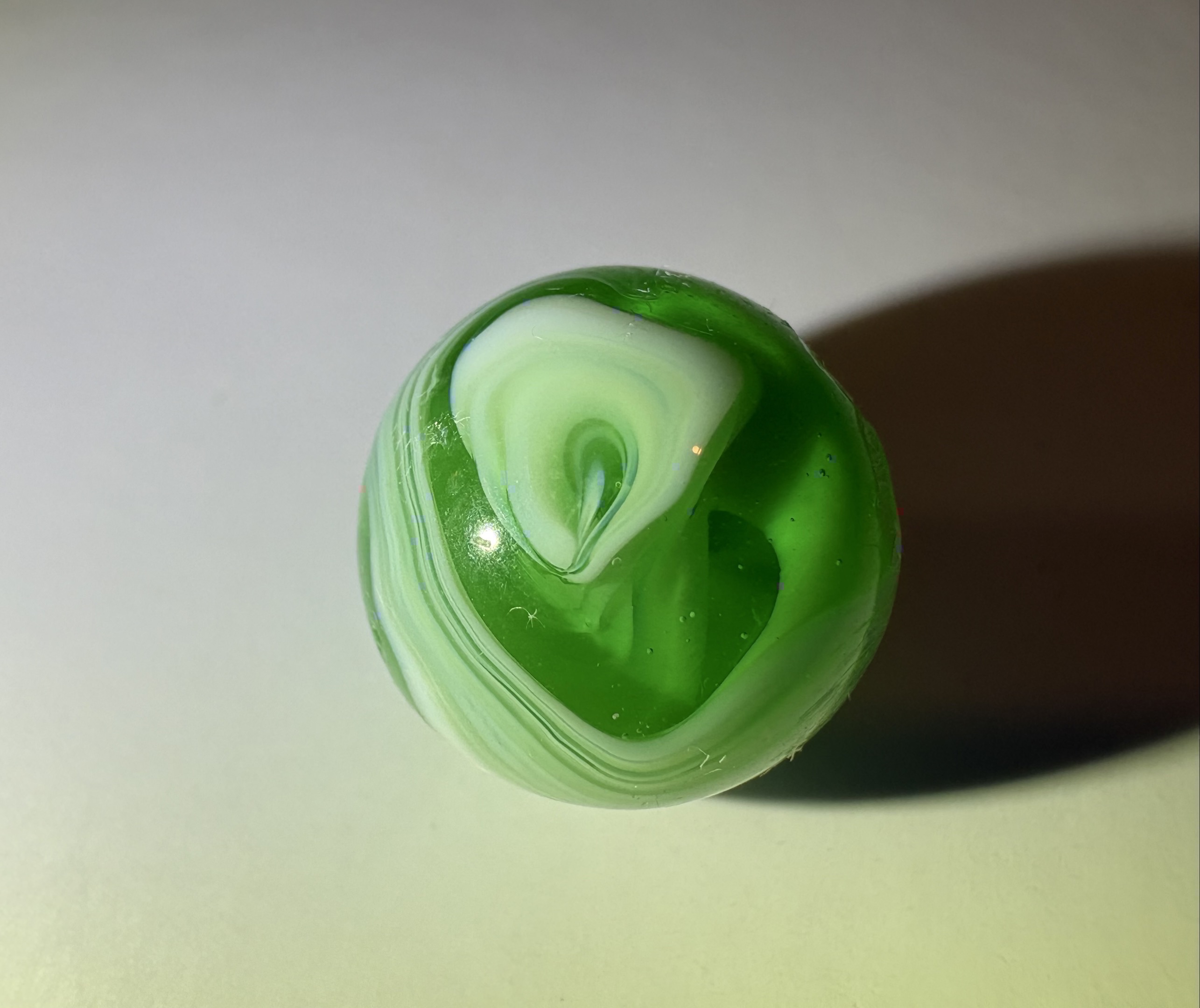 Green Slag by Christensen Agate Company, identification view