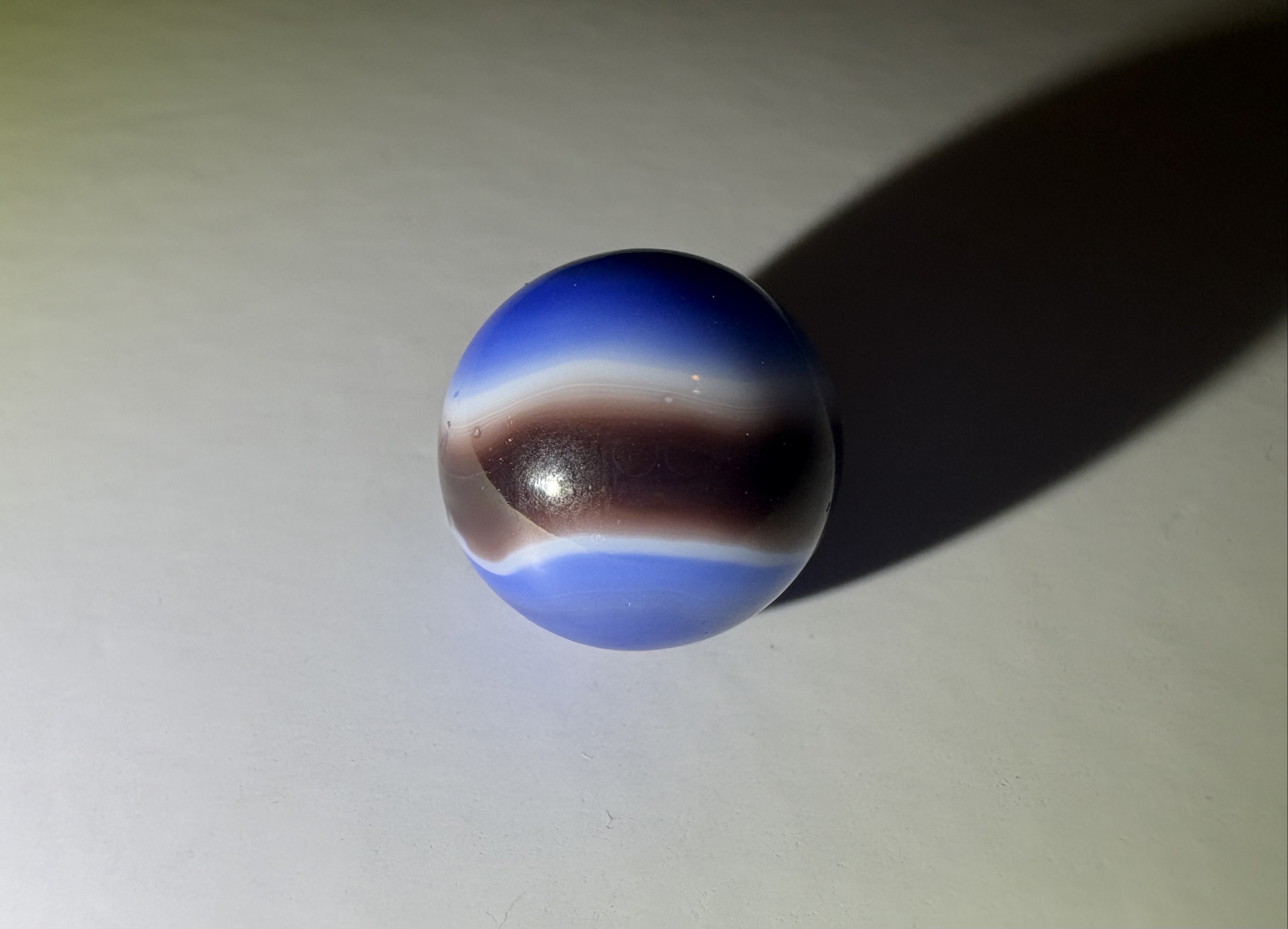 Black Line by Vitro Agate Company, identification view
