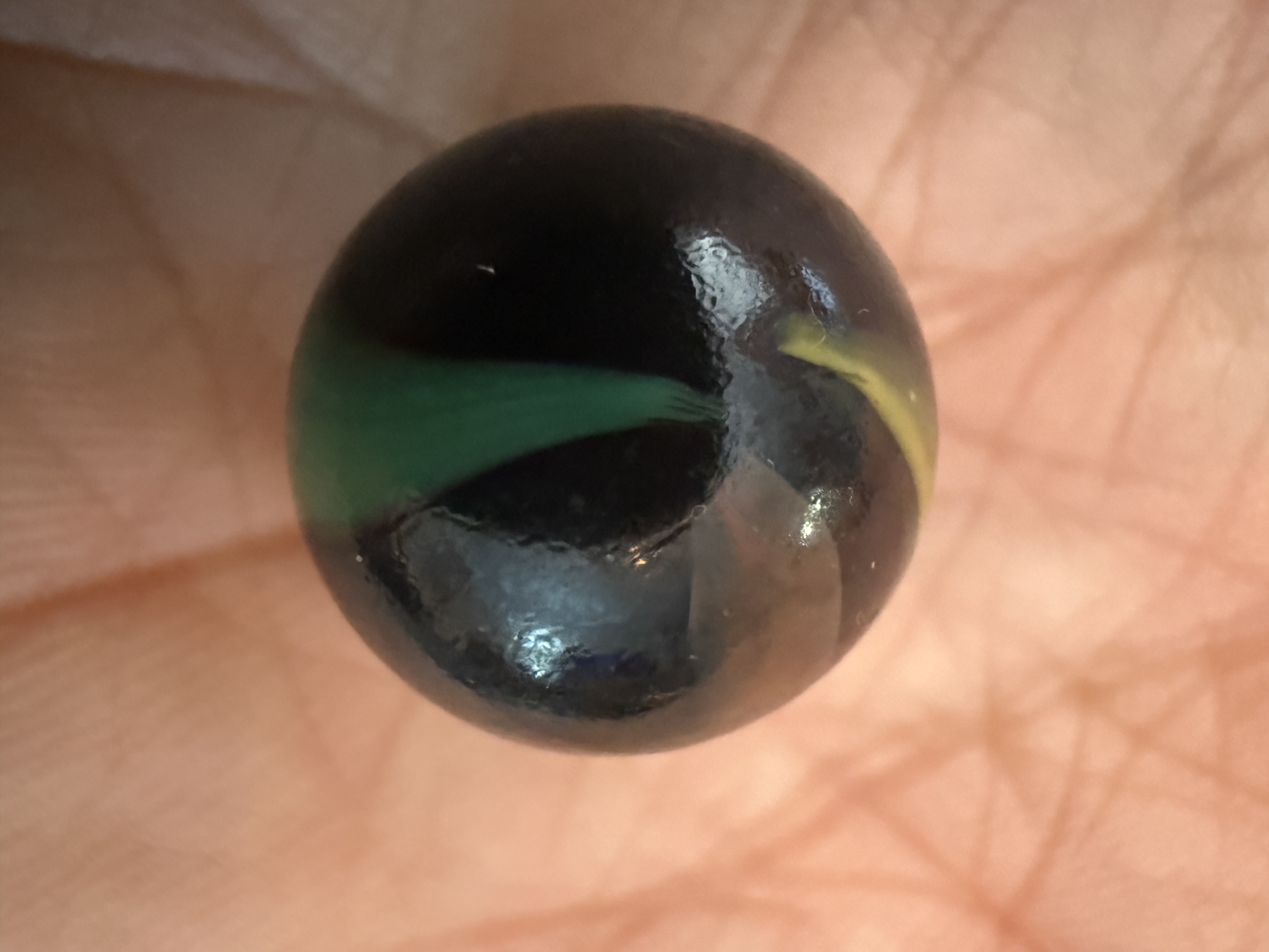 Black Swirl with Green and Yellow Ribbons by Alley Agate, identification view
