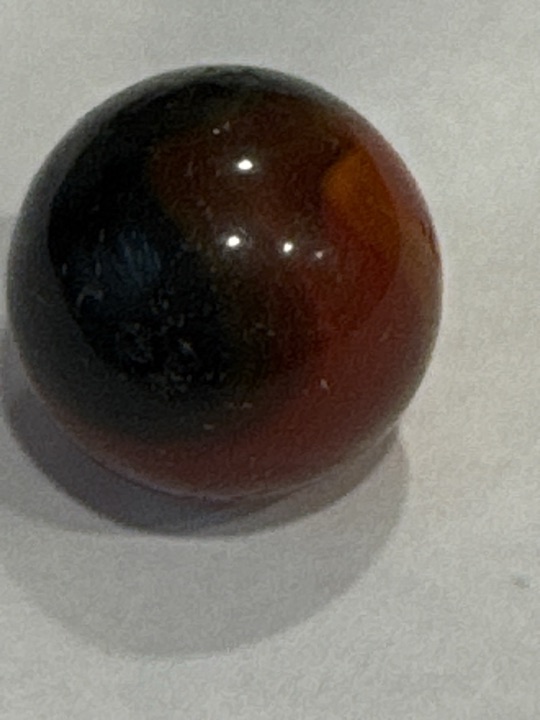 Black and Oxblood Flintie Onyx by Akro Agate