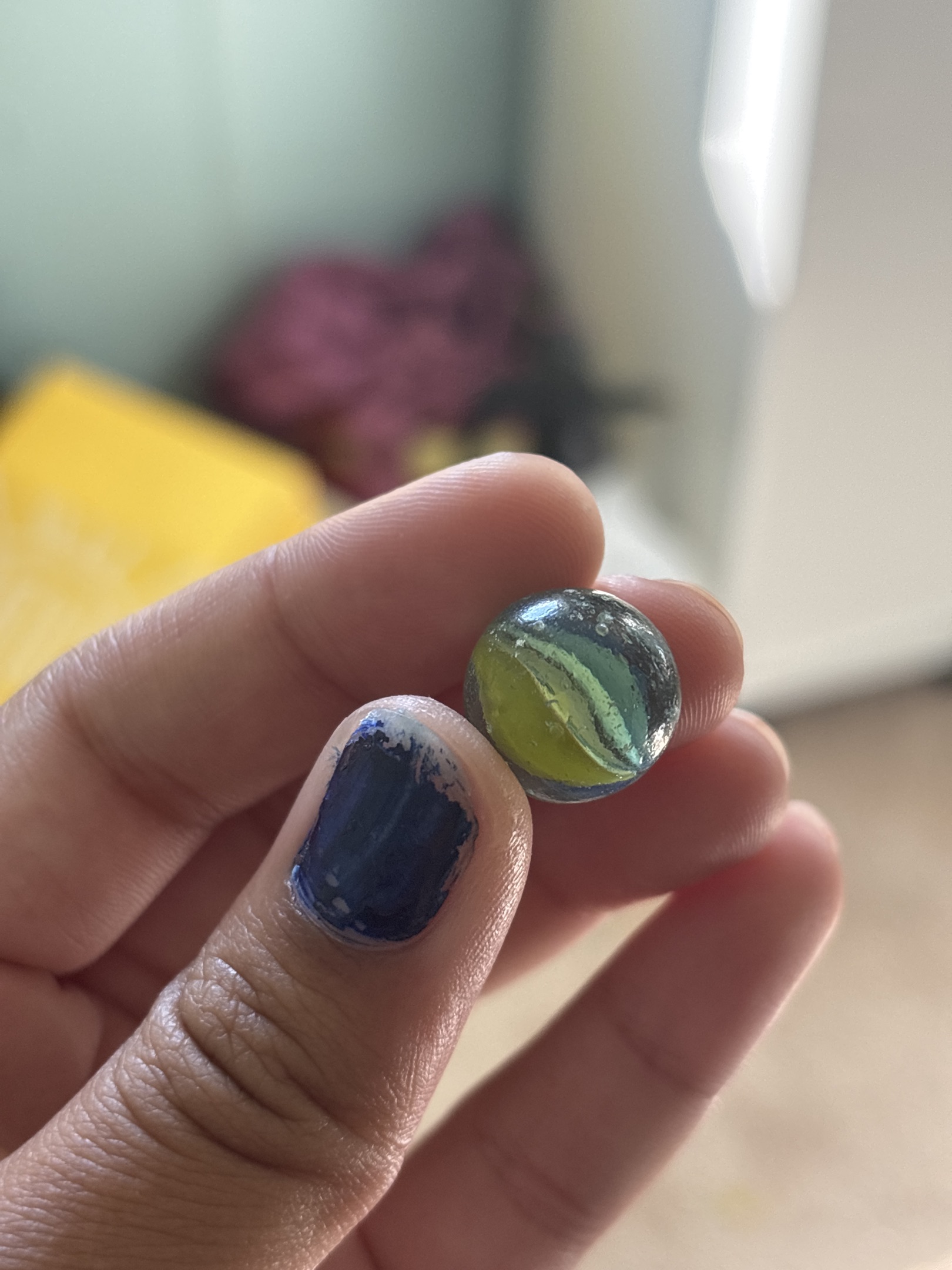 4-Blade Cat's Eye (Yellow/Green/Blue) by Vitro Agate Company