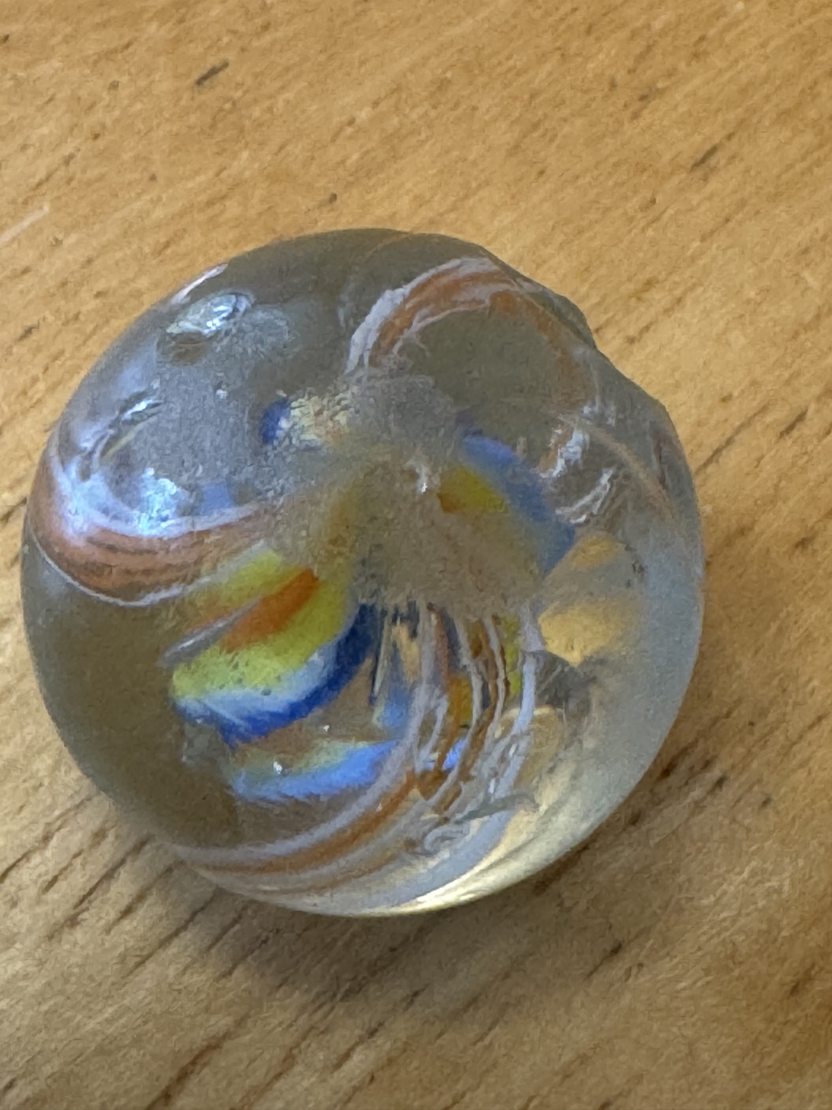 Ribbon Core Swirl by German Handmade, identification view