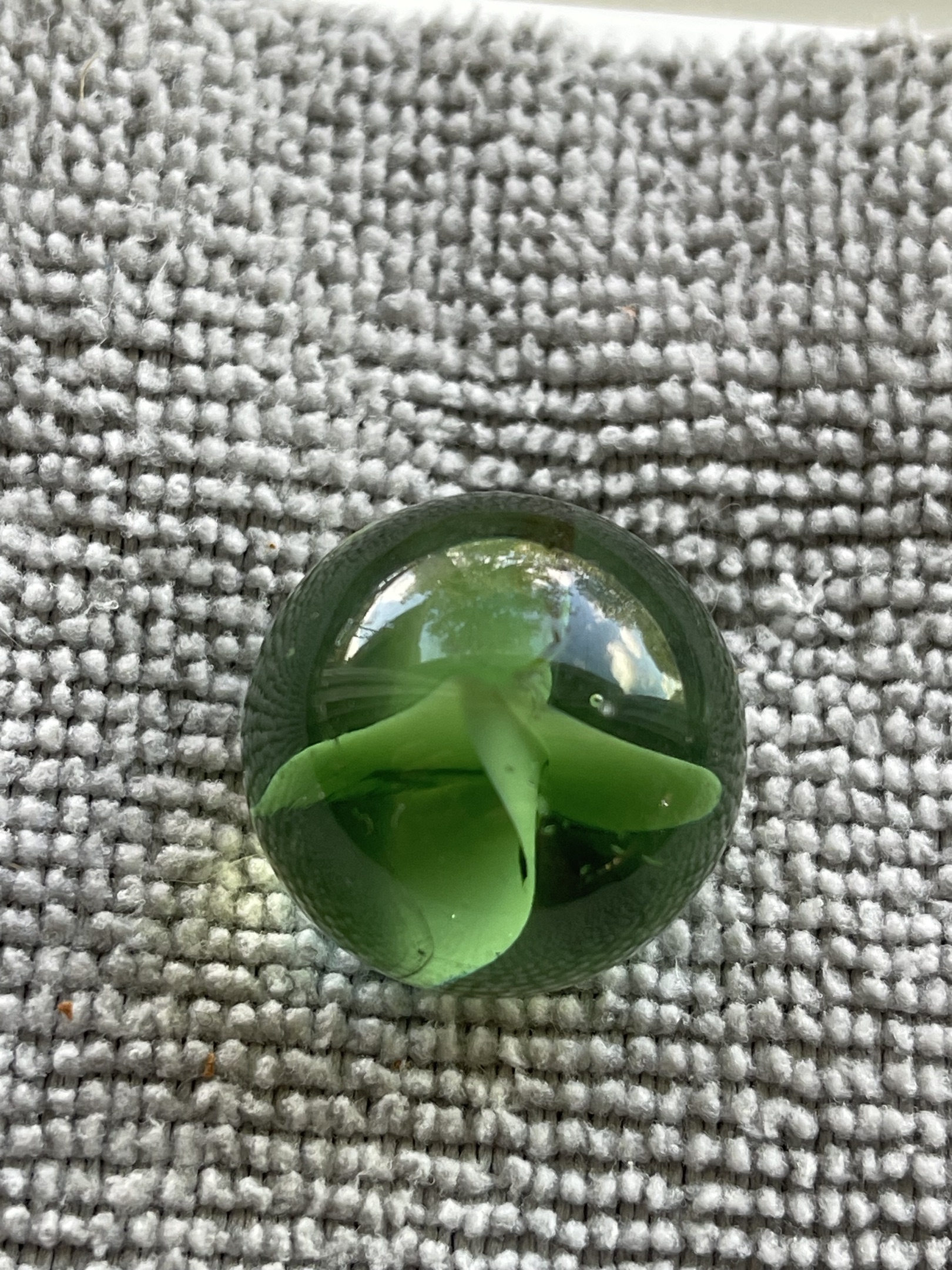 4-Vane Green by Vitro Agate Company