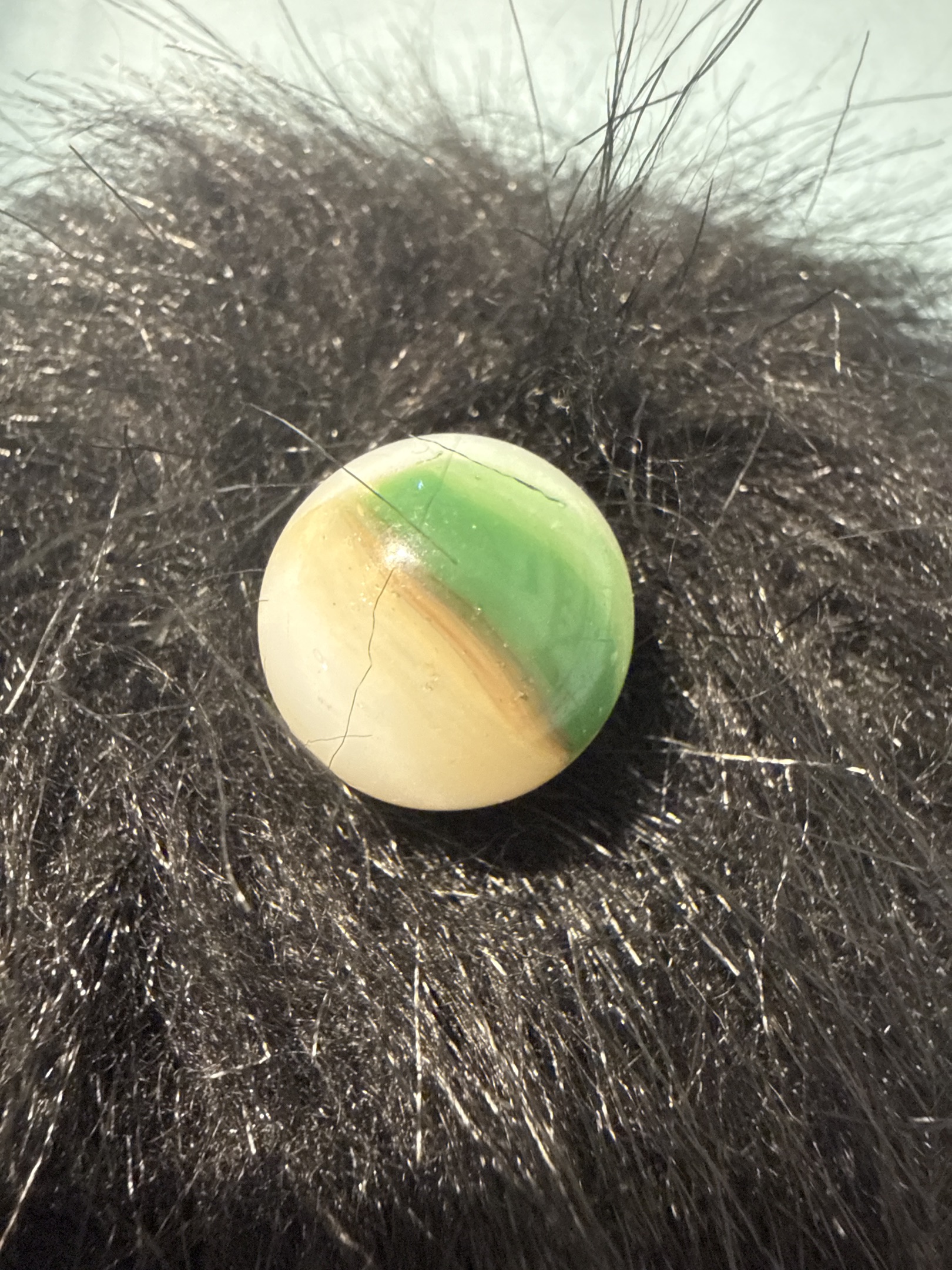 Green Patch - Egg Yolk Family by Akro Agate, identification view