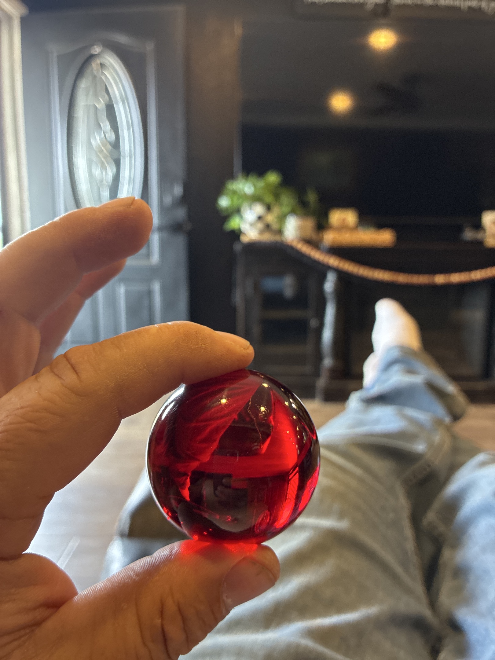 Red Clearie (Large) by Vacor de Mexico (Mega Marbles), identification view