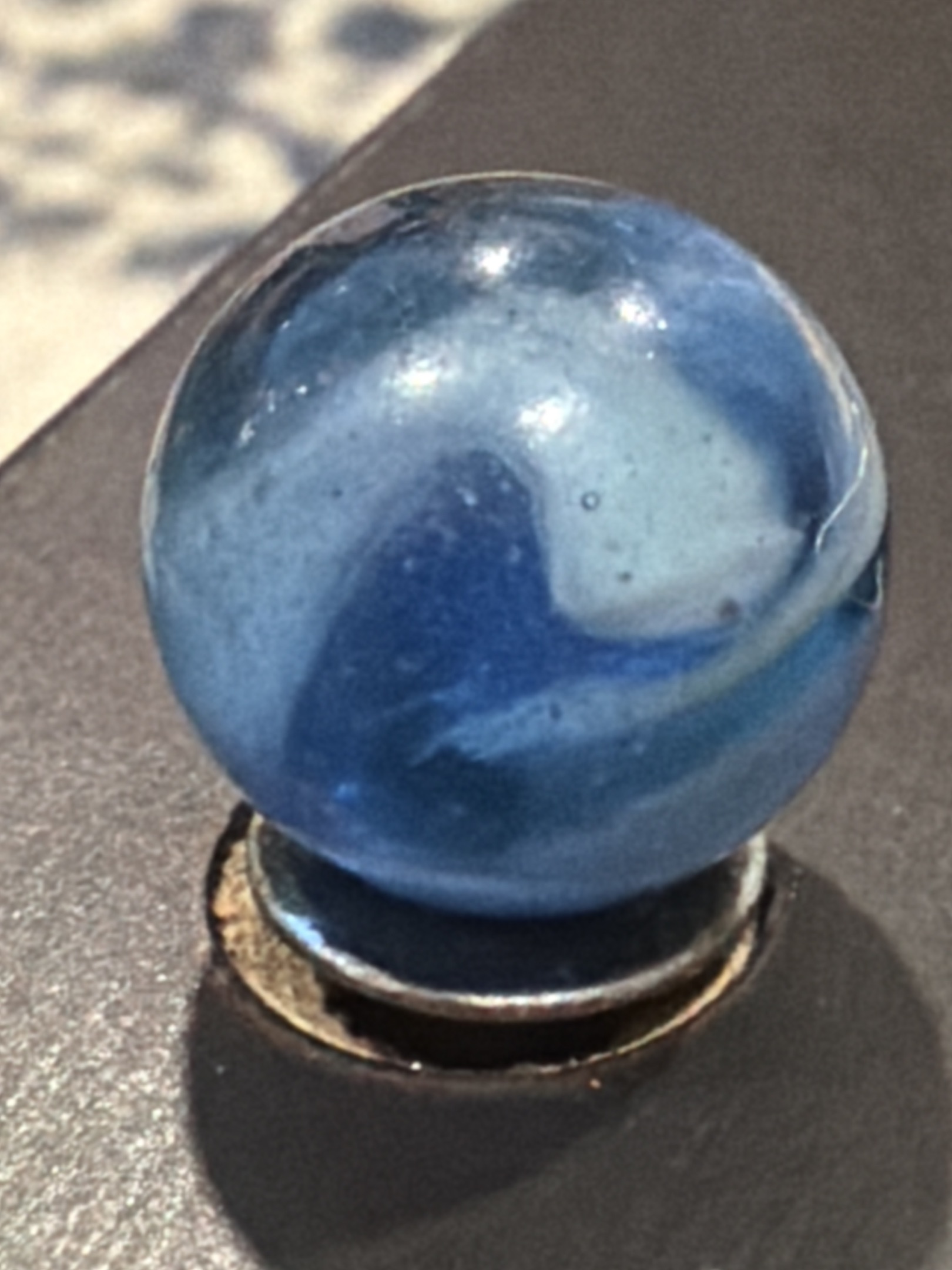 Blue Translucent Rainbo by Peltier Glass Company, identification view