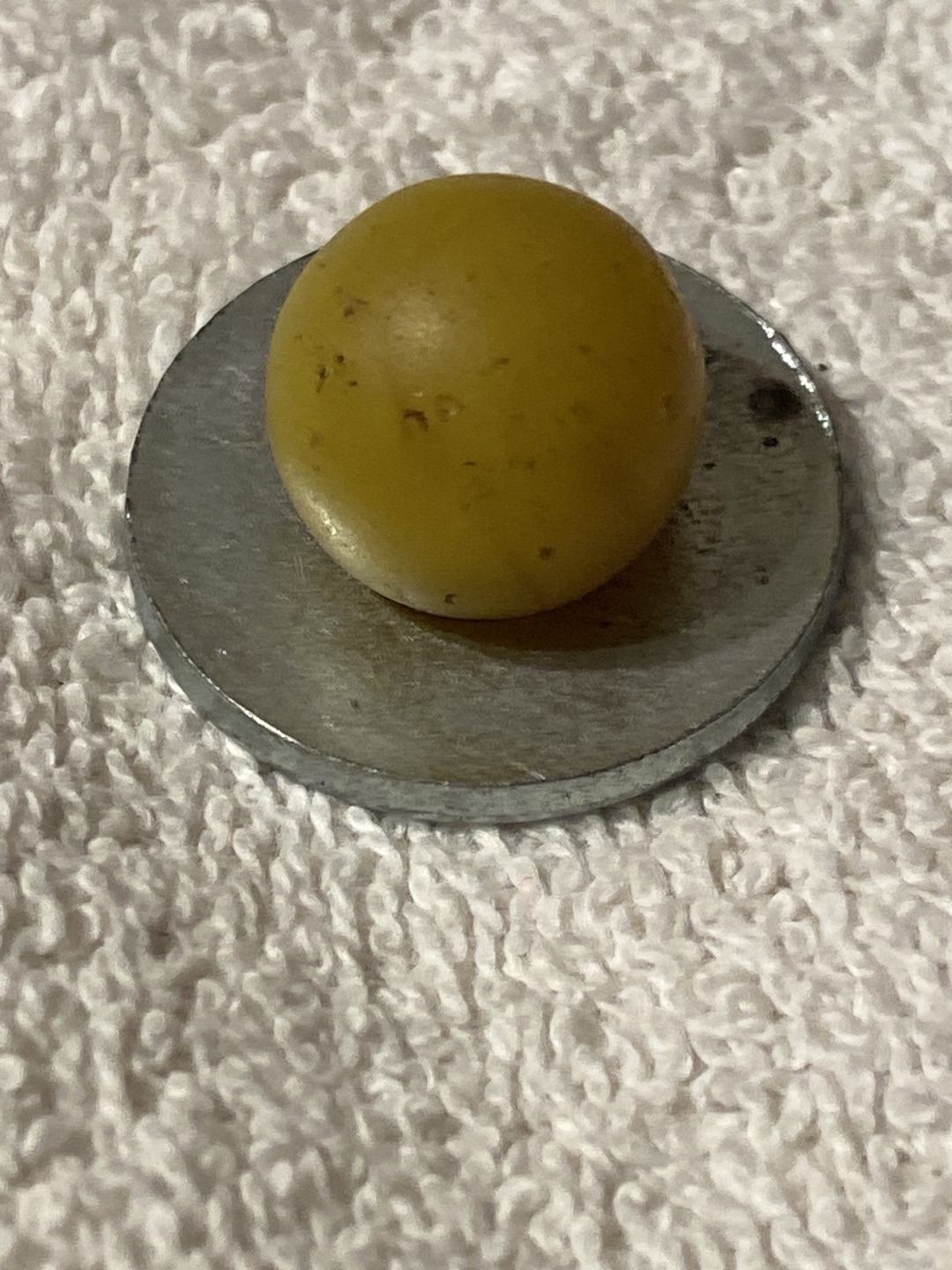 Yellow Whitie by Vitro Agate Company