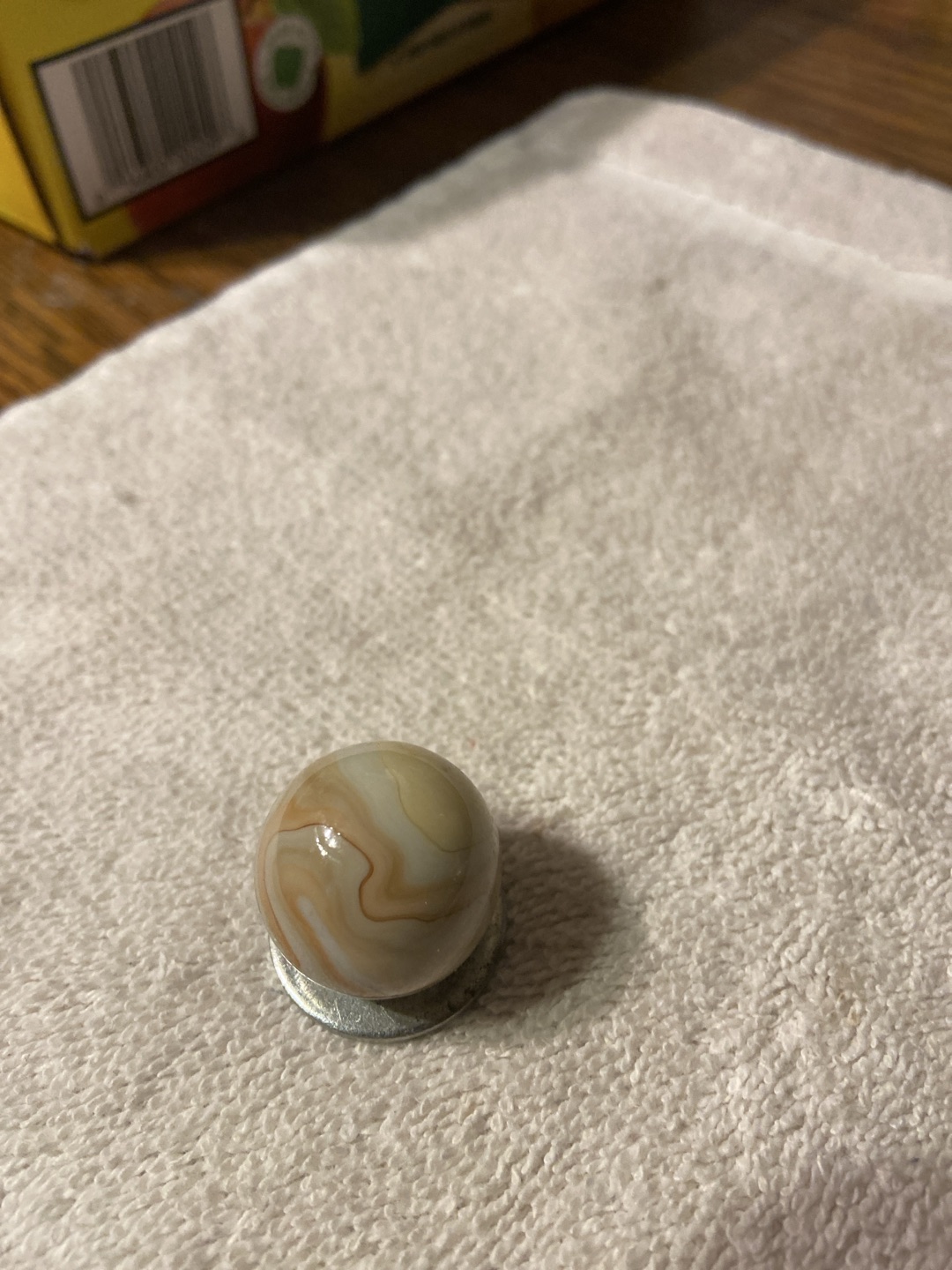 Tan Swirl by Alley Agate Company, identification view