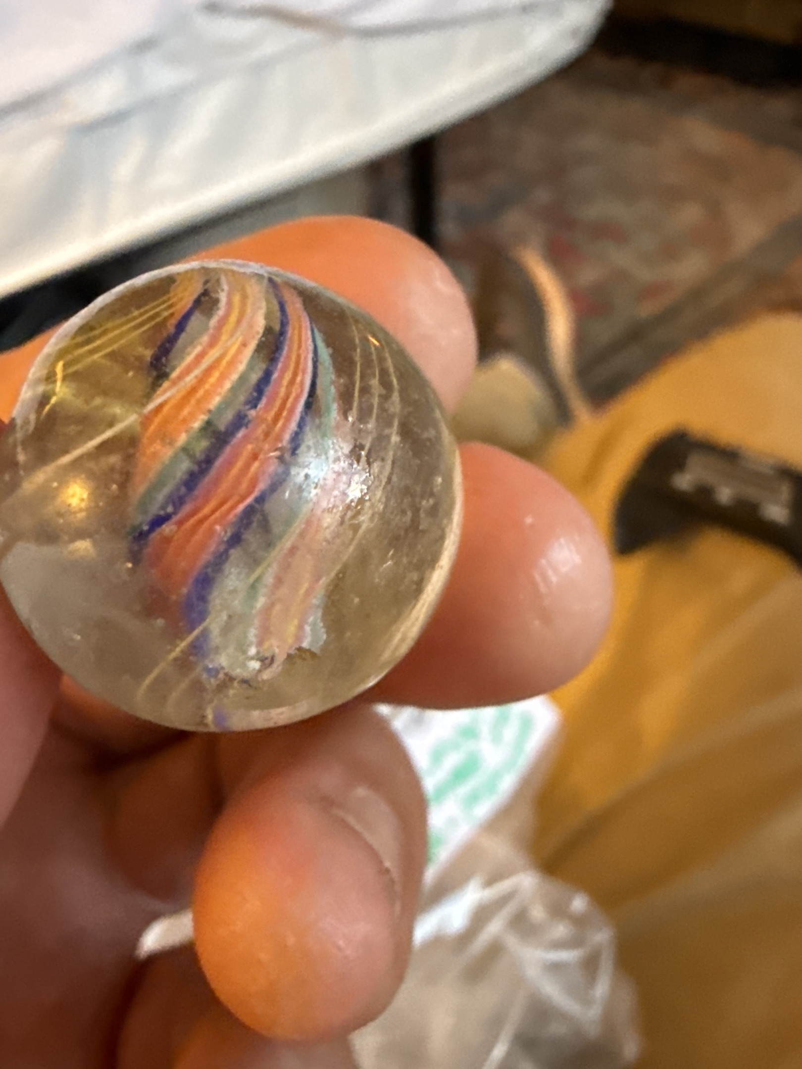 Divided Ribbon Core Swirl by German Handmade