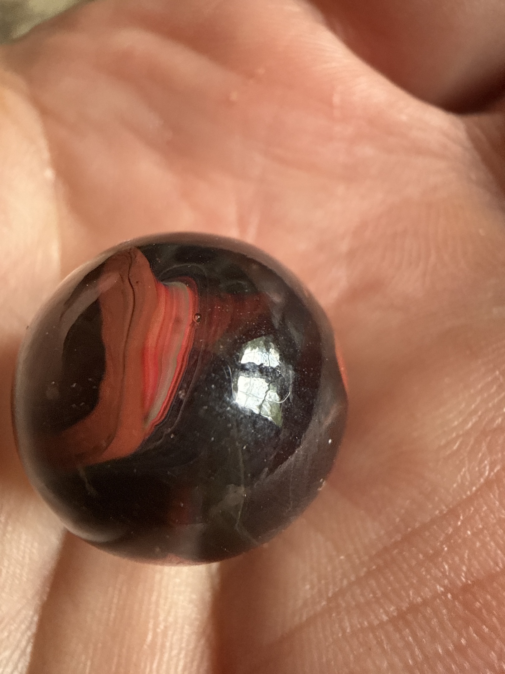 Black Cherry Oxblood by Akro Agate Company, identification view