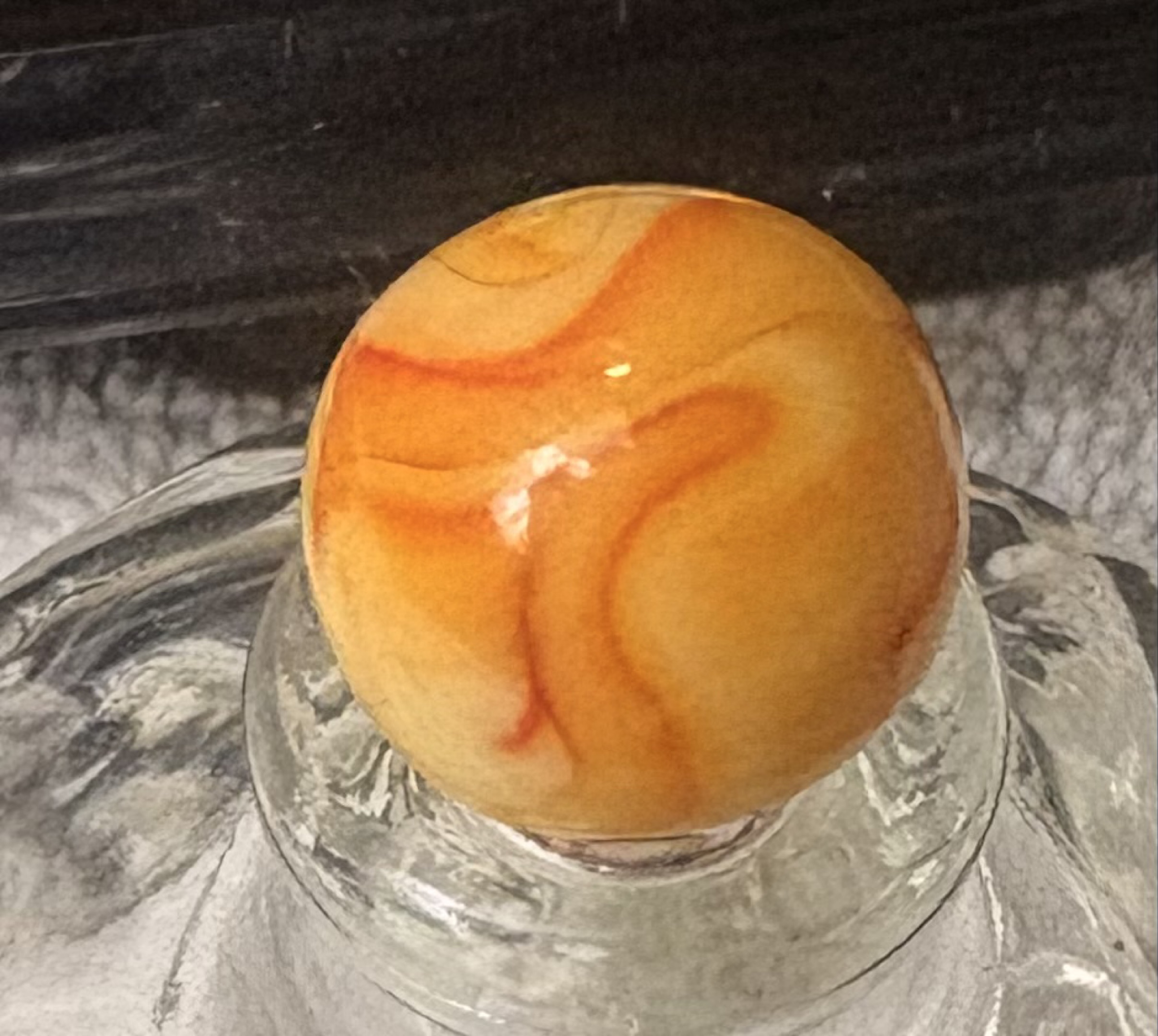 Creamy Orange Swirl by Alley Agate, identification view