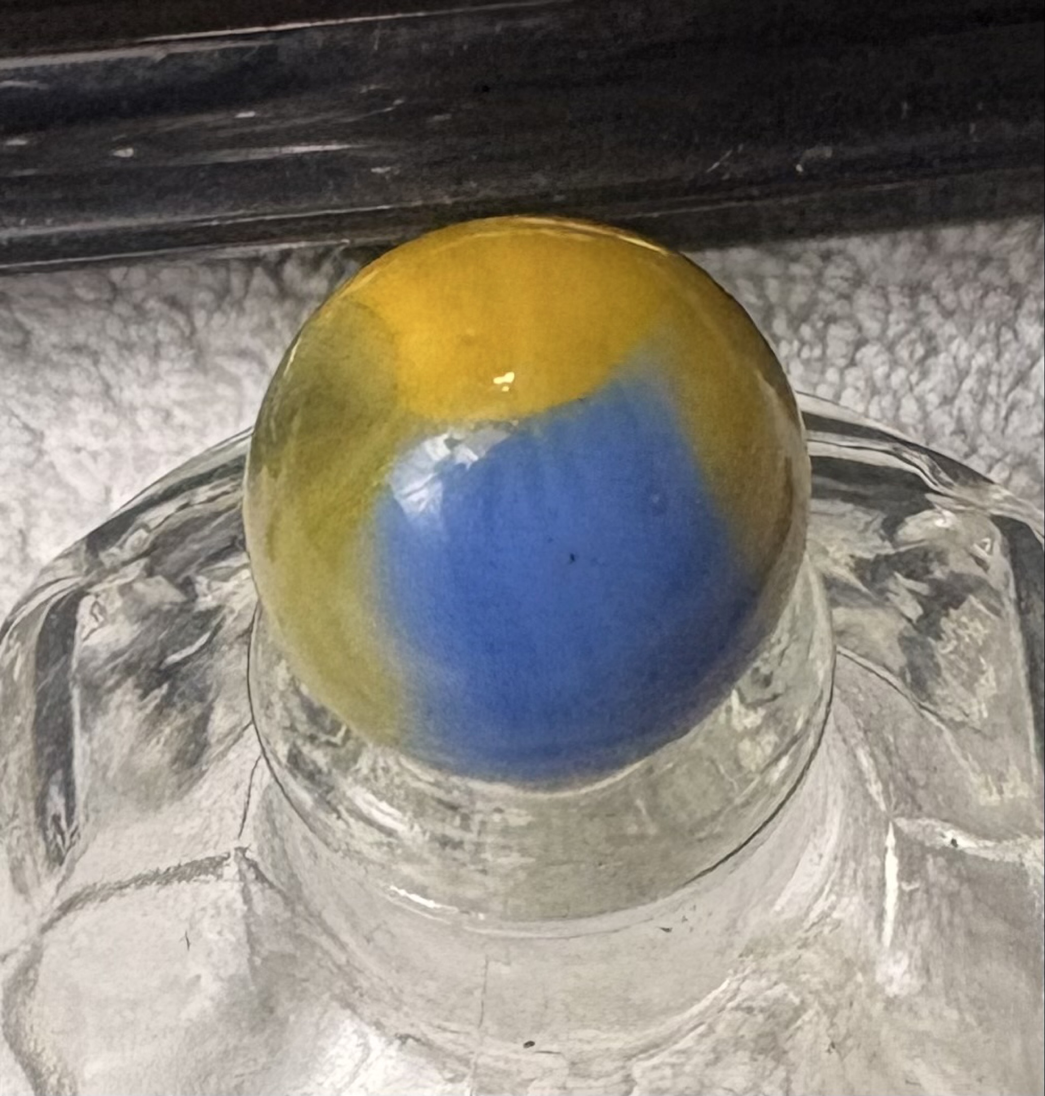 Blue and Yellow Patch / NLR by Peltier Glass Company, identification view