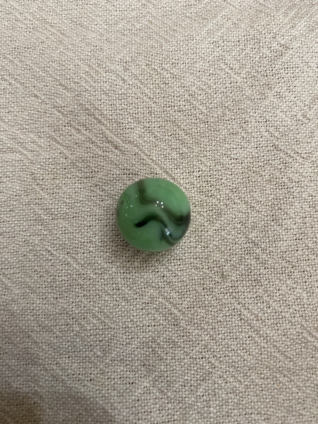 Green Onyx Swirl by Alley Agate, identification view