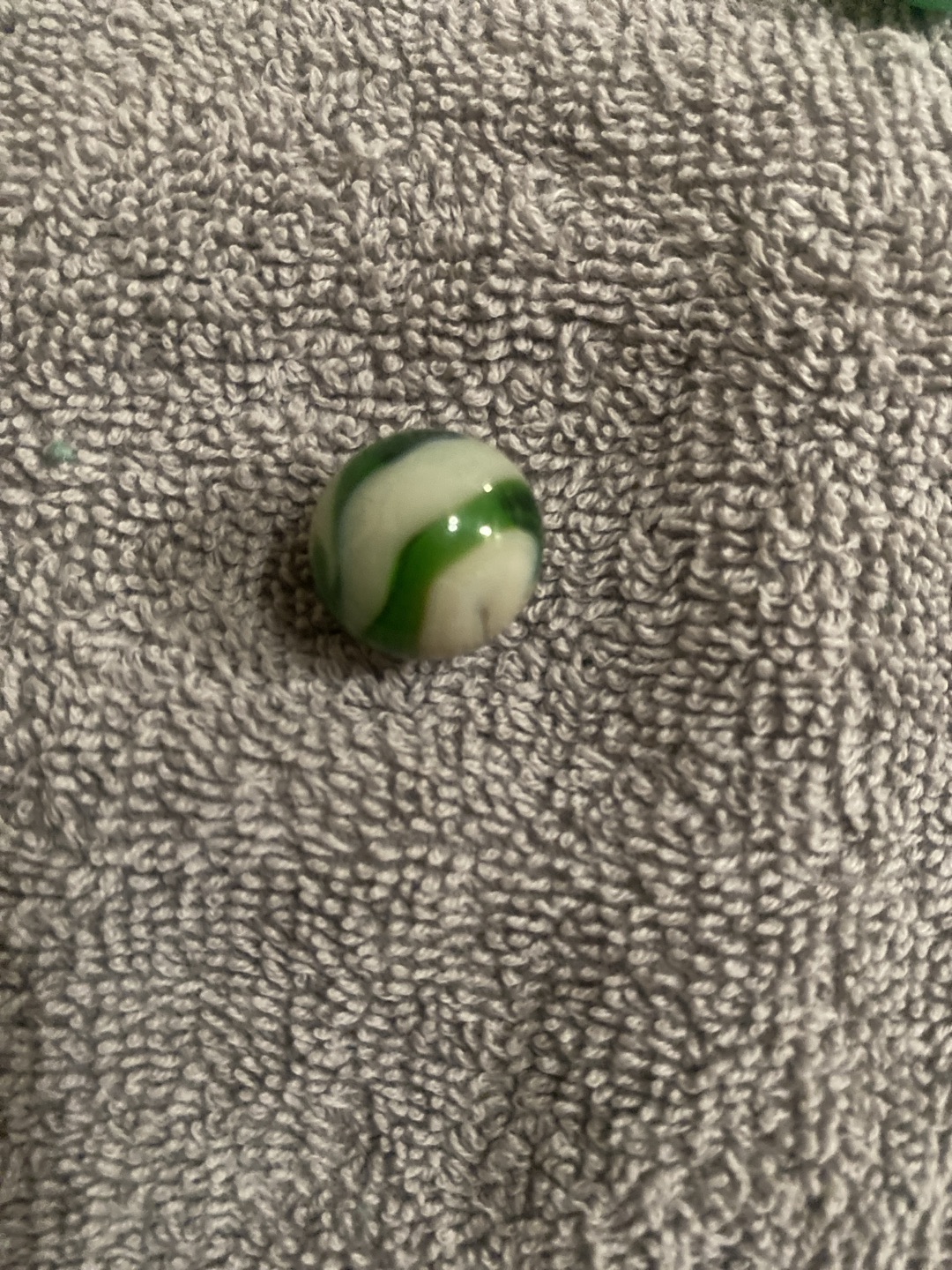 Green Tiger Eye by Vitro Agate, identification view
