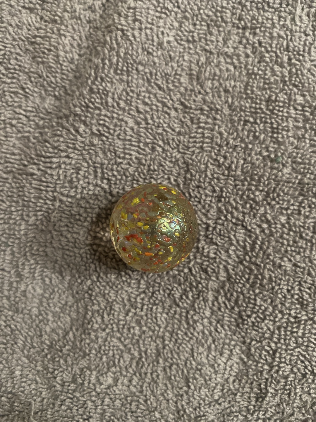 Confetti by Vacor, identification view