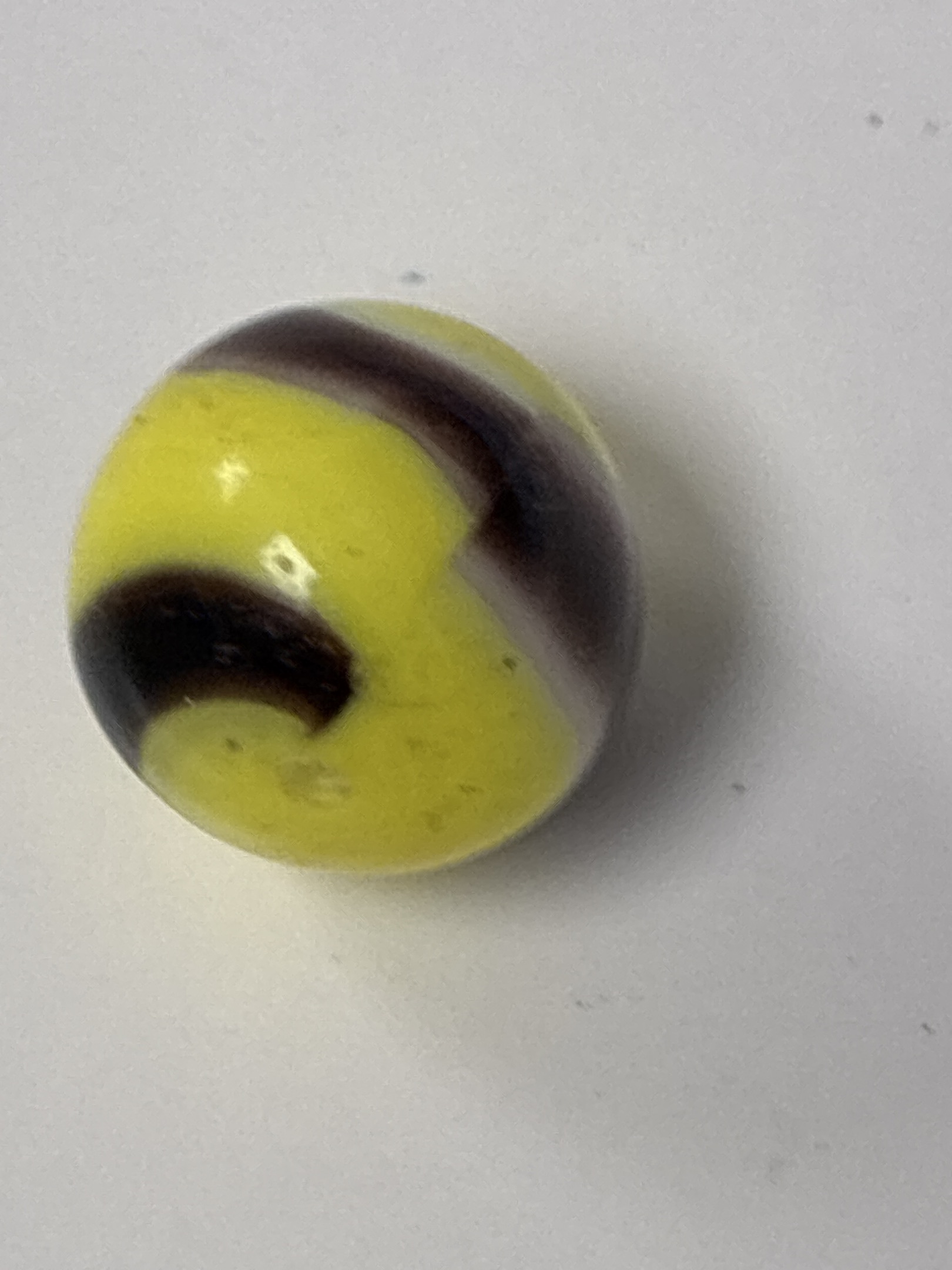Wasp by Peltier Glass Company, identification view