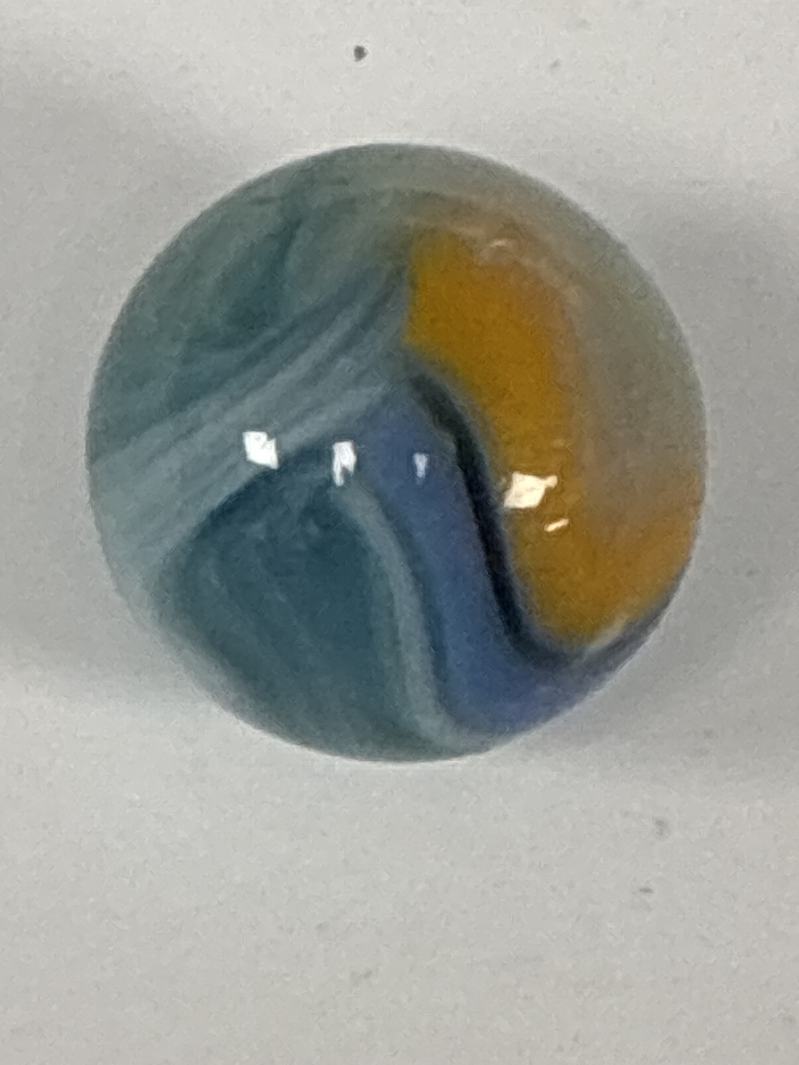 Teal and Amber-Yellow Swirl by Kokomo Opalescent Glass Co., identification view
