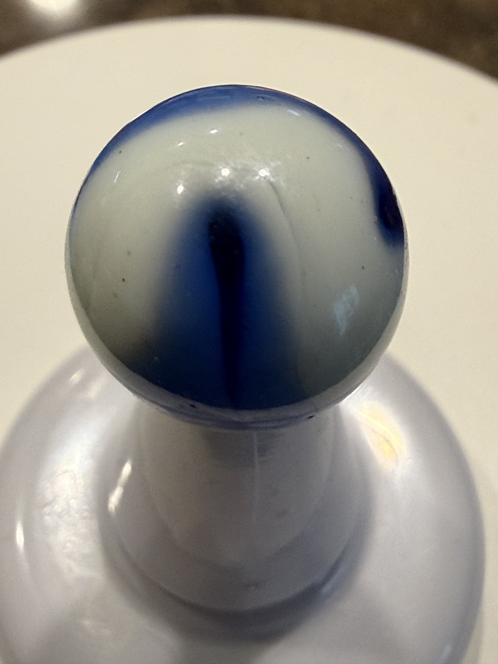 Blue Whitie by Vitro Agate Company