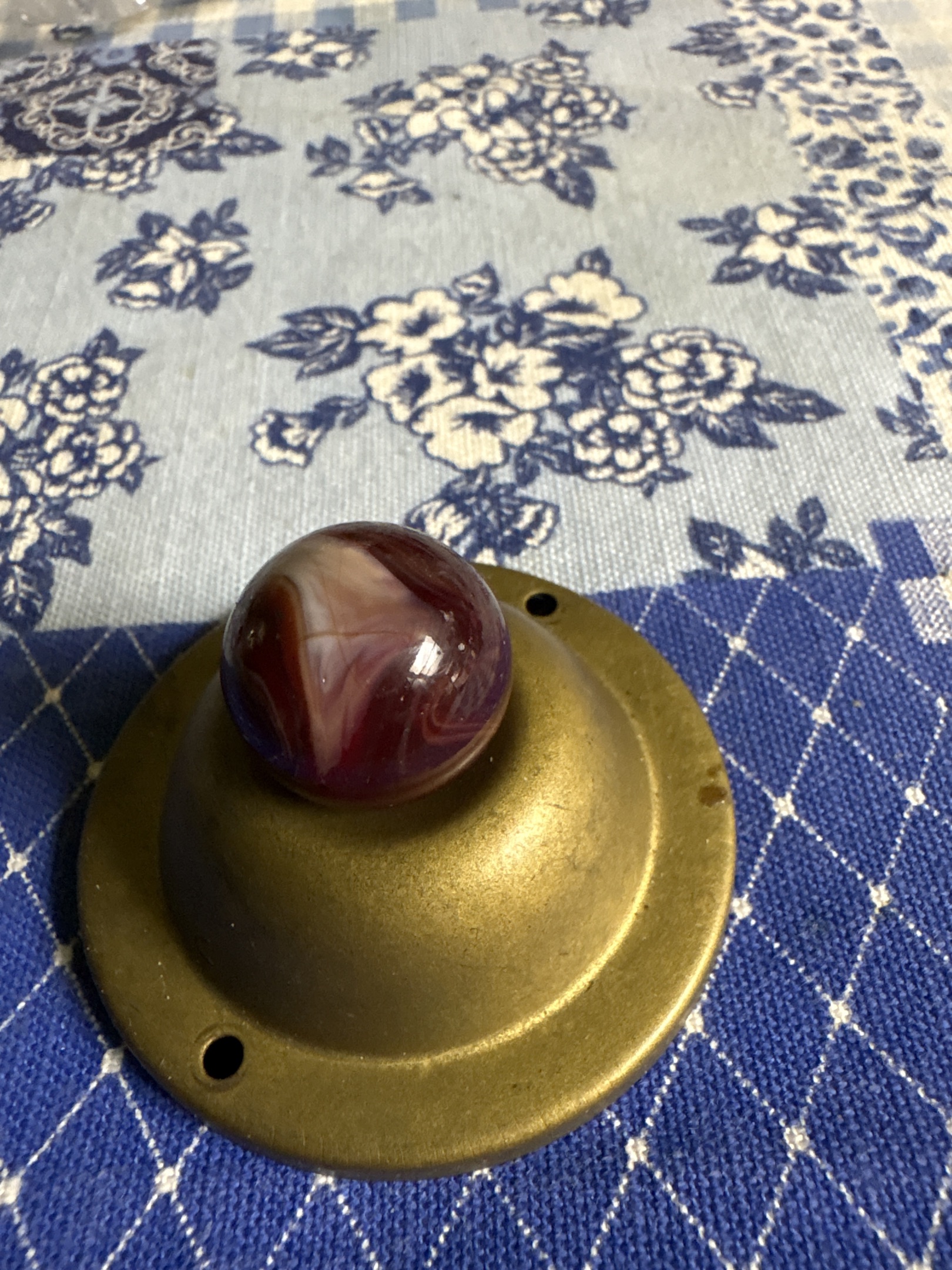 Shimmery Purple and White Swirl by Alley Agate, identification view