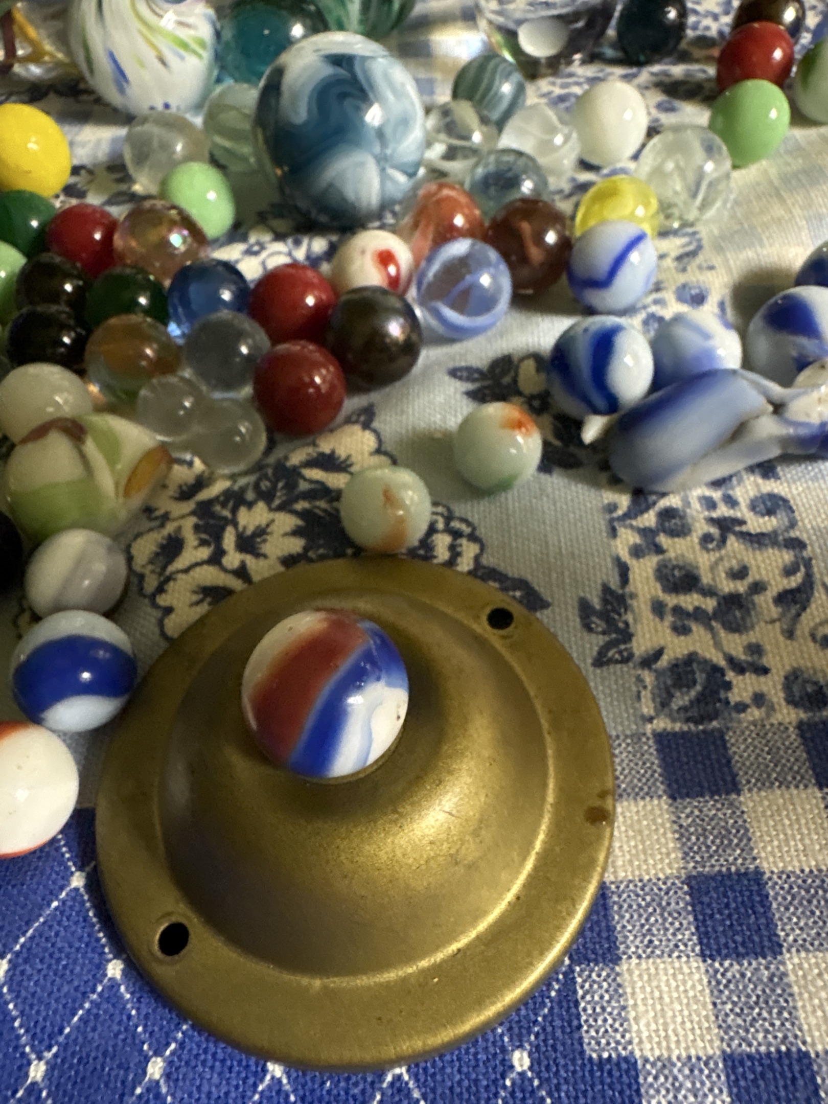 Liberty by Peltier Glass Company, identification view