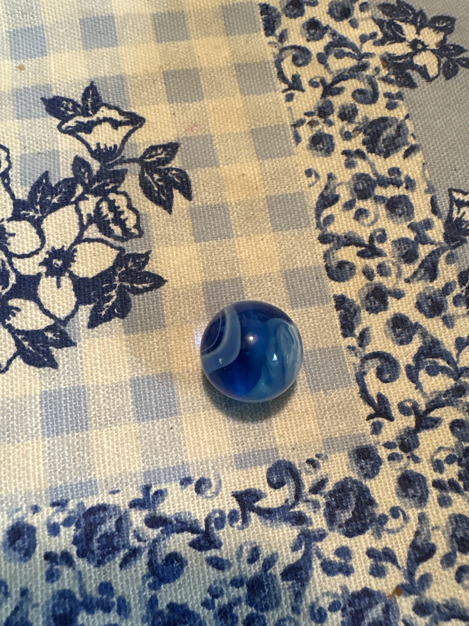 Blue and White Swirl by Alley Agate, identification view