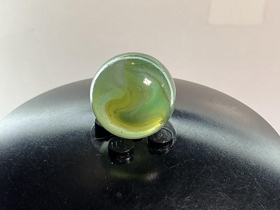 Lime Green Yellow Cat's Eye by Vitro Agate, identification view