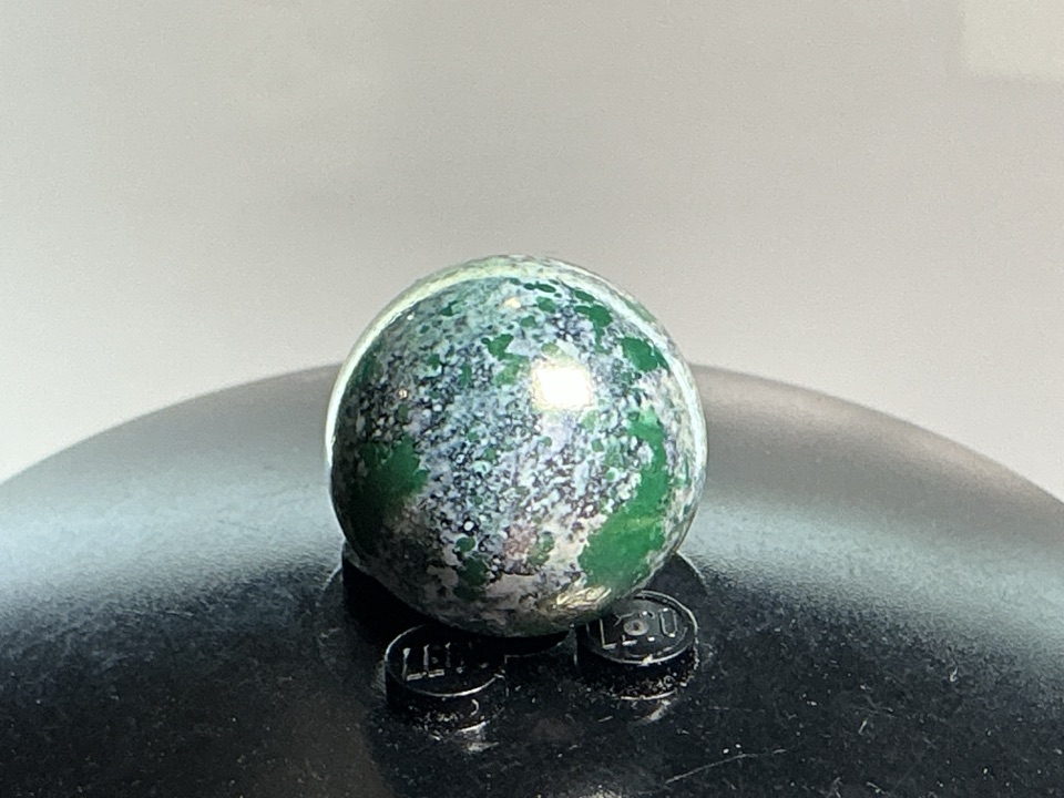 Green Moss Agate by Akro Agate, identification view