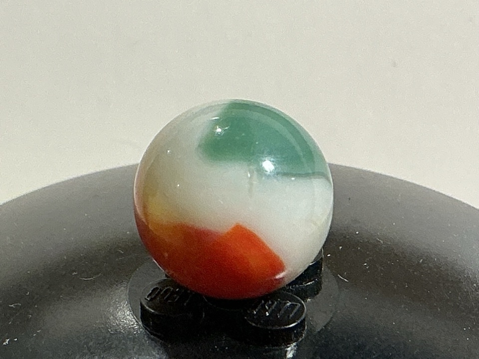 Parrot - White with Red and Green Patch by Vitro Agate