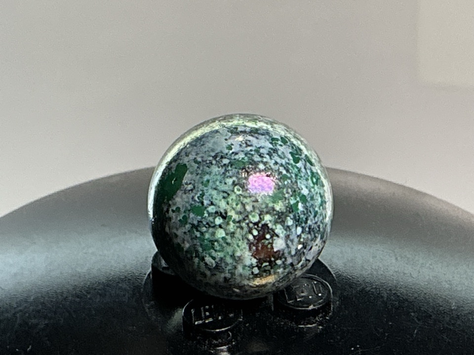 Green Moss Agate by Akro Agate, identification view