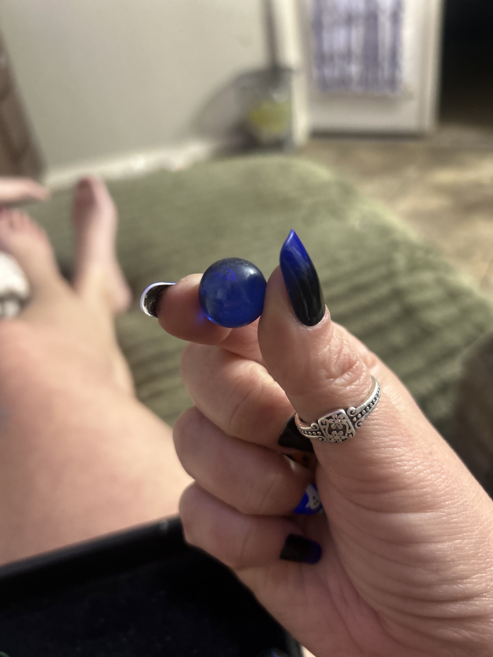 Blue Clearie - Transparent Cobalt by Vitro Agate Company, identification view