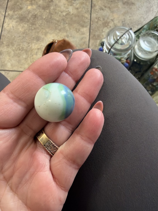 Parrot by Vitro Agate, identification view